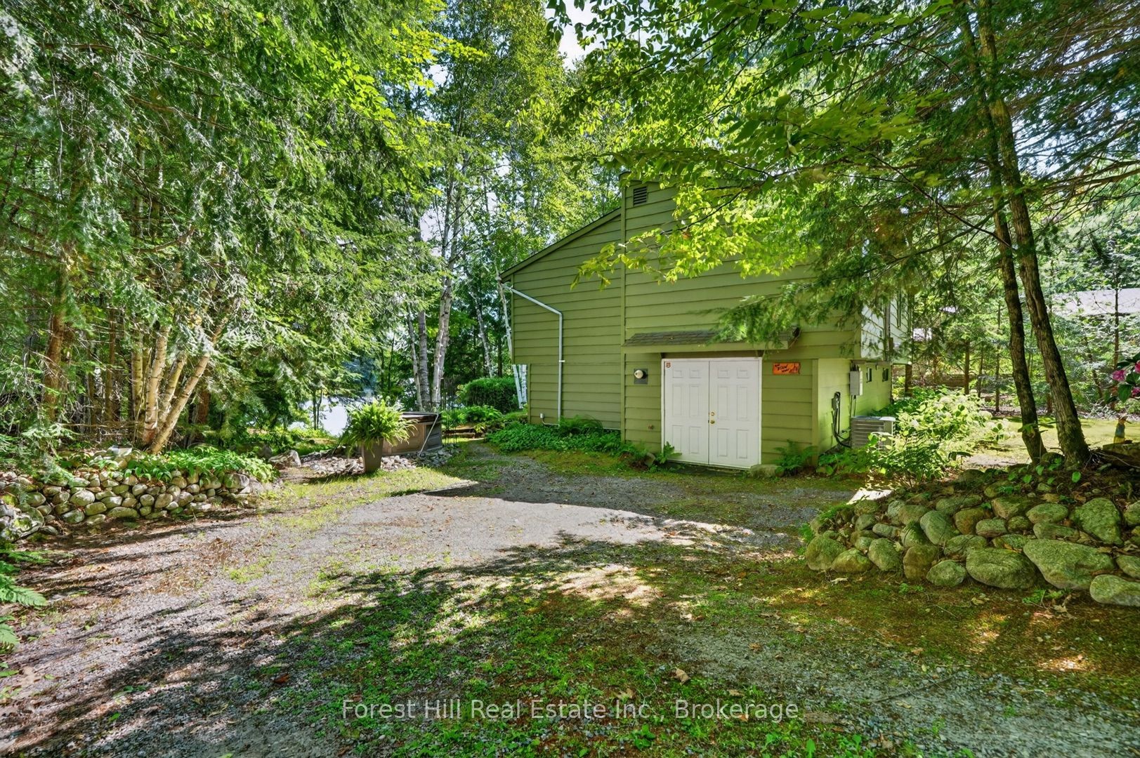 1208 Mccomb Point Drive Property Photo 42