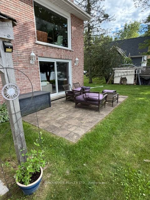 4372 Armitage Avenue W Property Photo 11