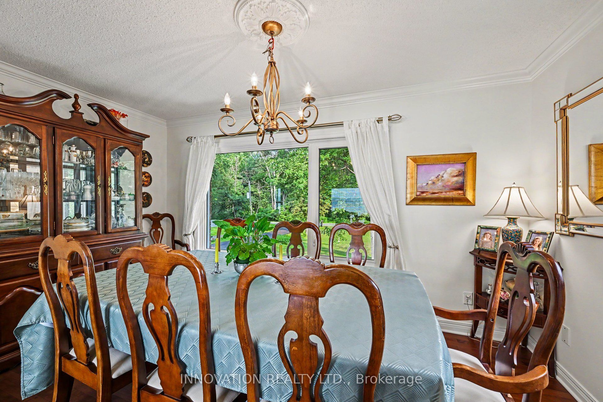 4372 Armitage Avenue W Property Photo 41