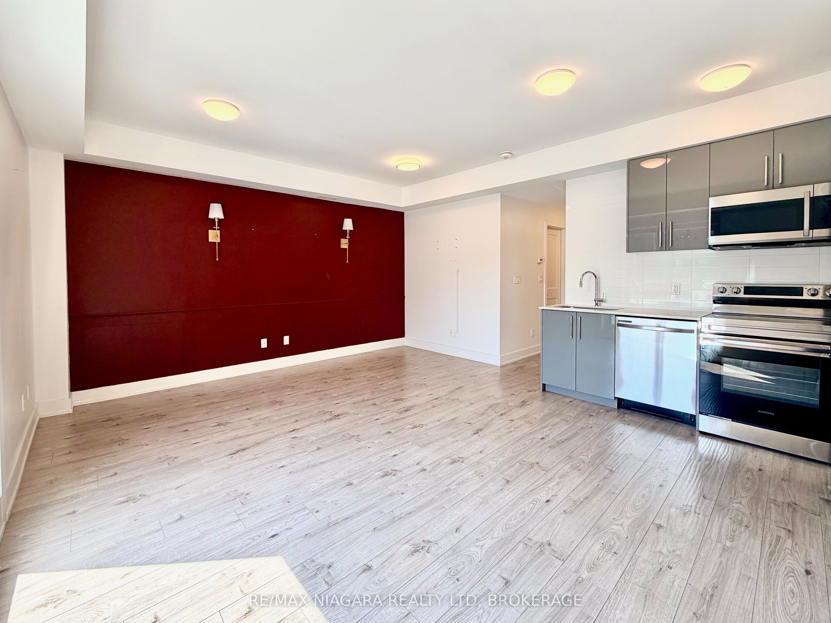 6065 Mcleod Road Property Photo 2