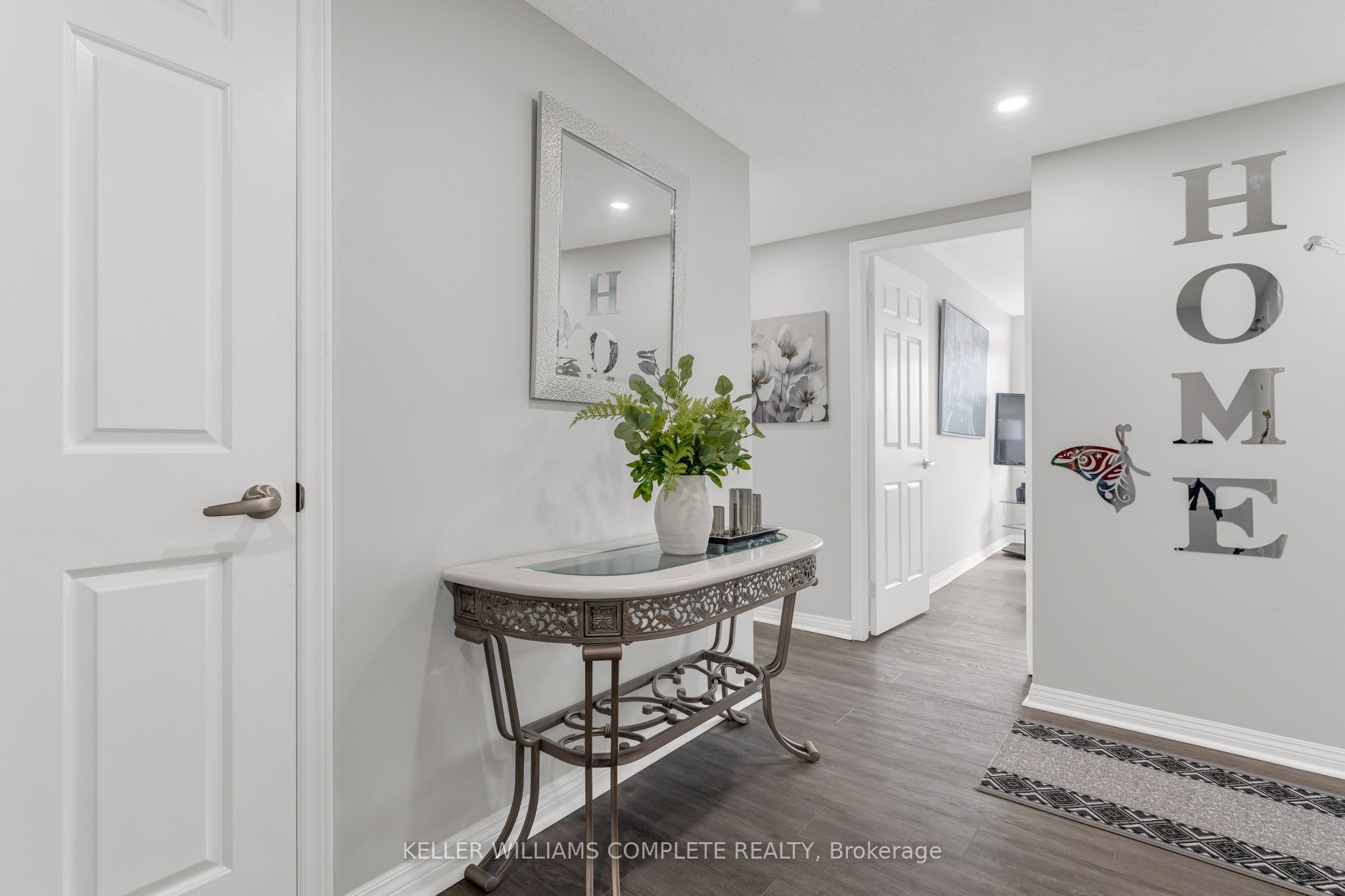 40 HARRISFORD Street 608 Property Photo 1
