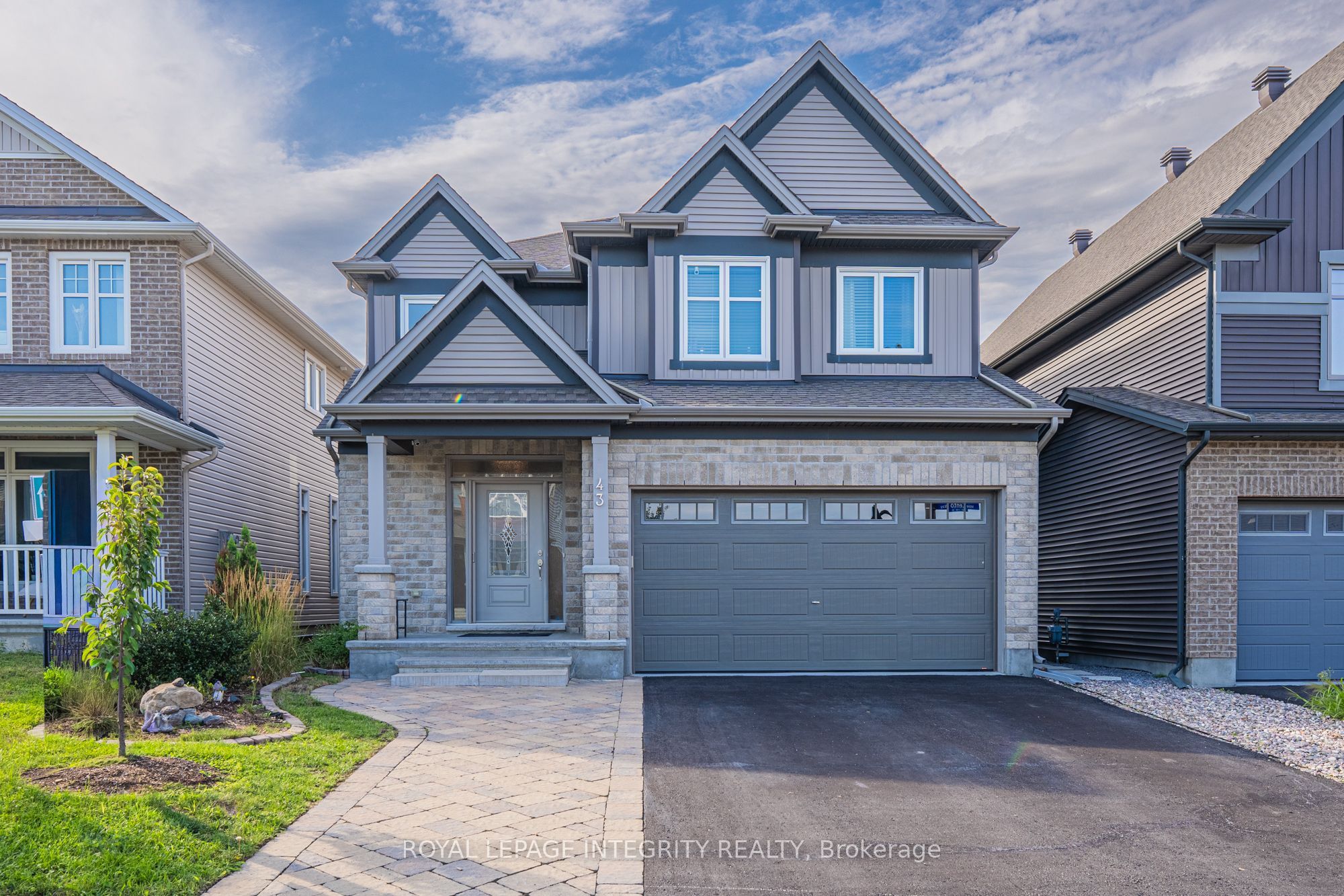 43 Cento Way Property Photo 1