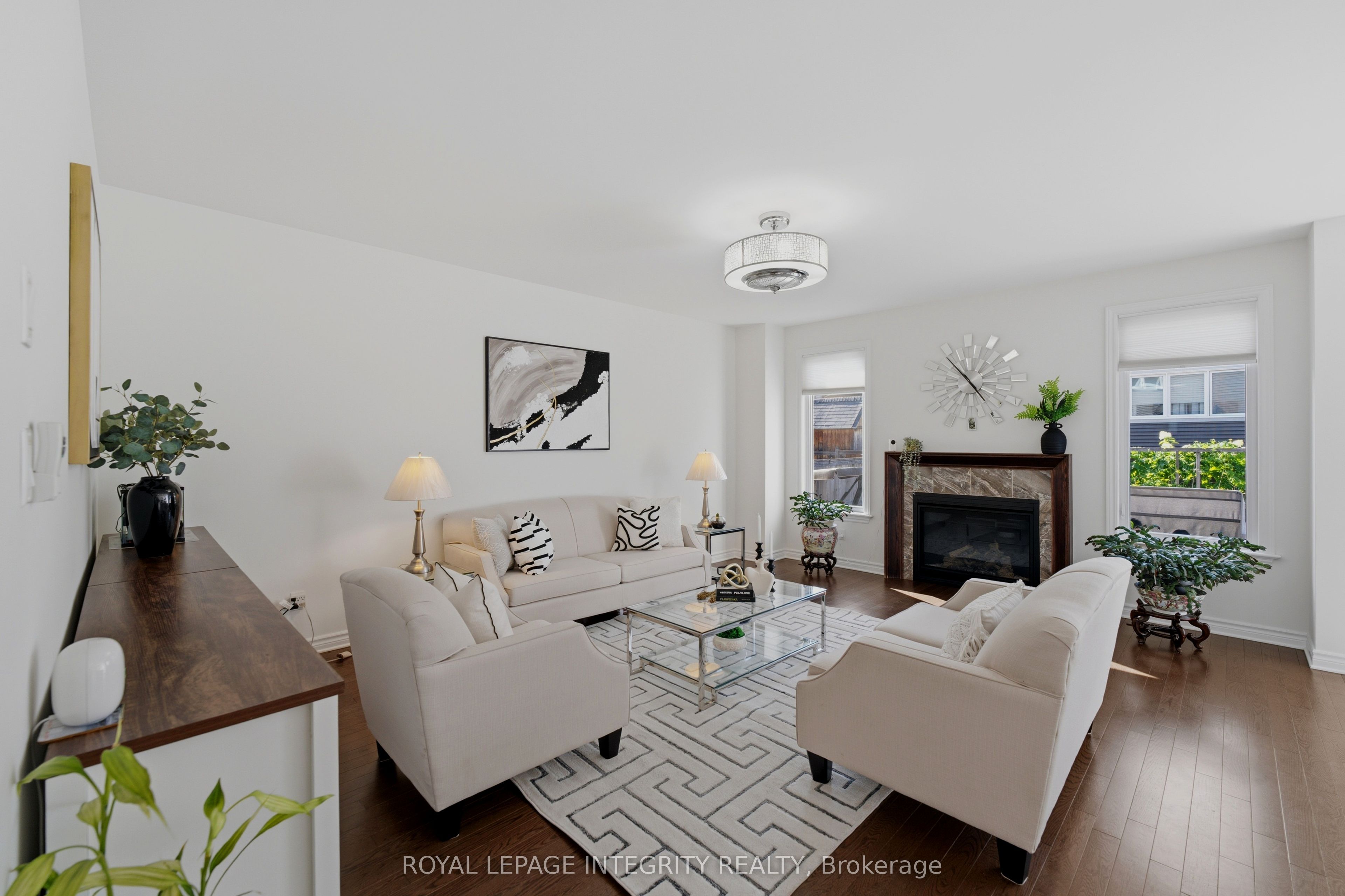 43 Cento Way Property Photo 10