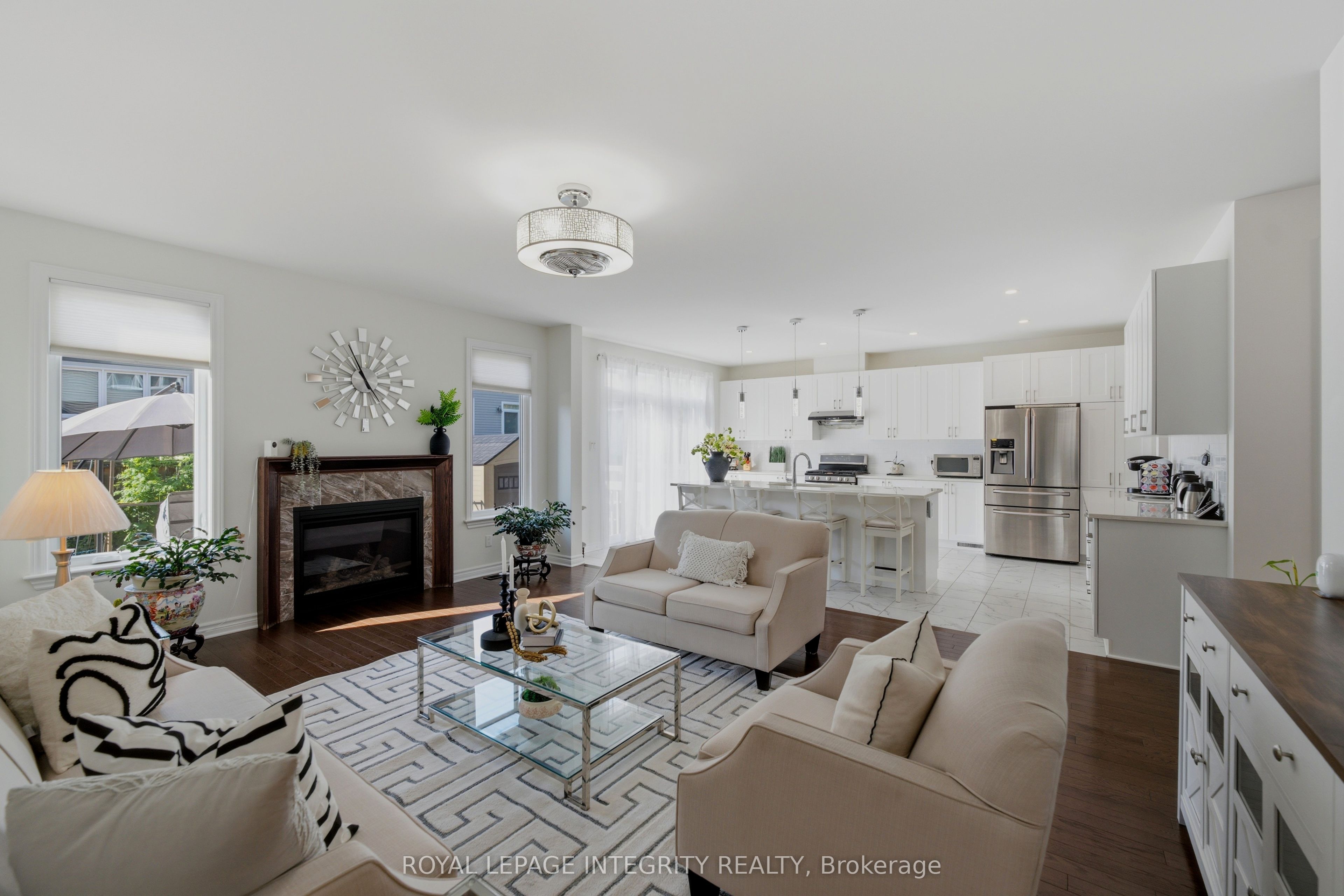 43 Cento Way Property Photo 11