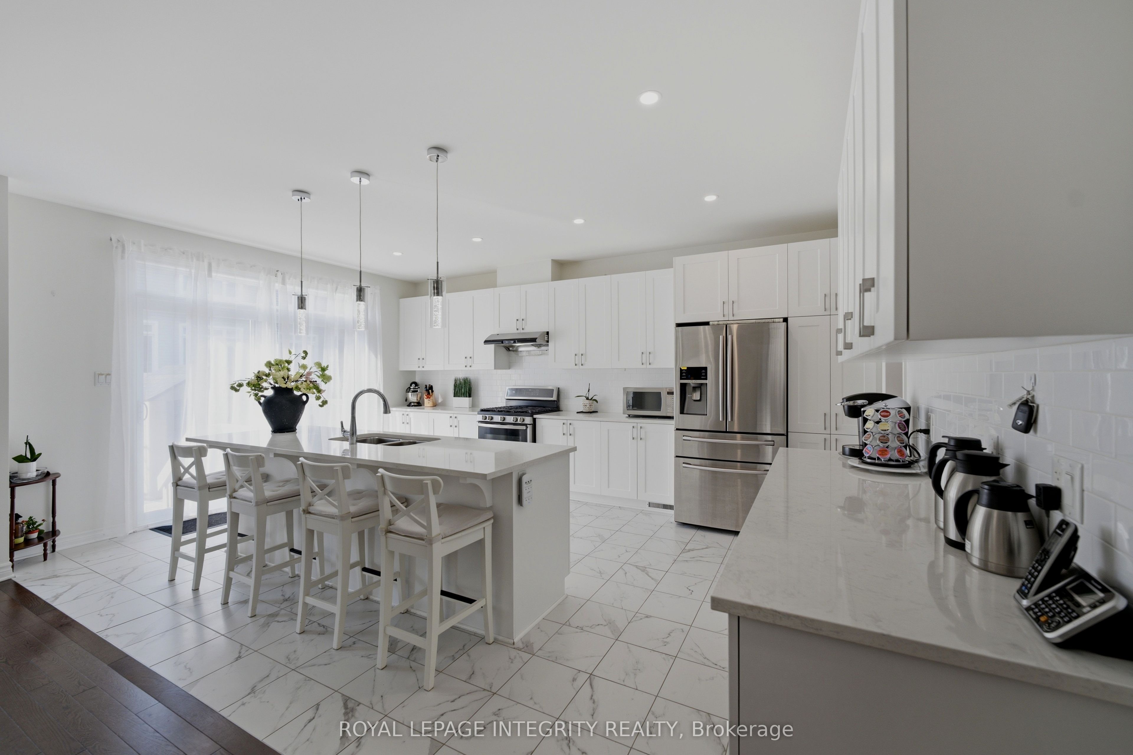 43 Cento Way Property Photo 12