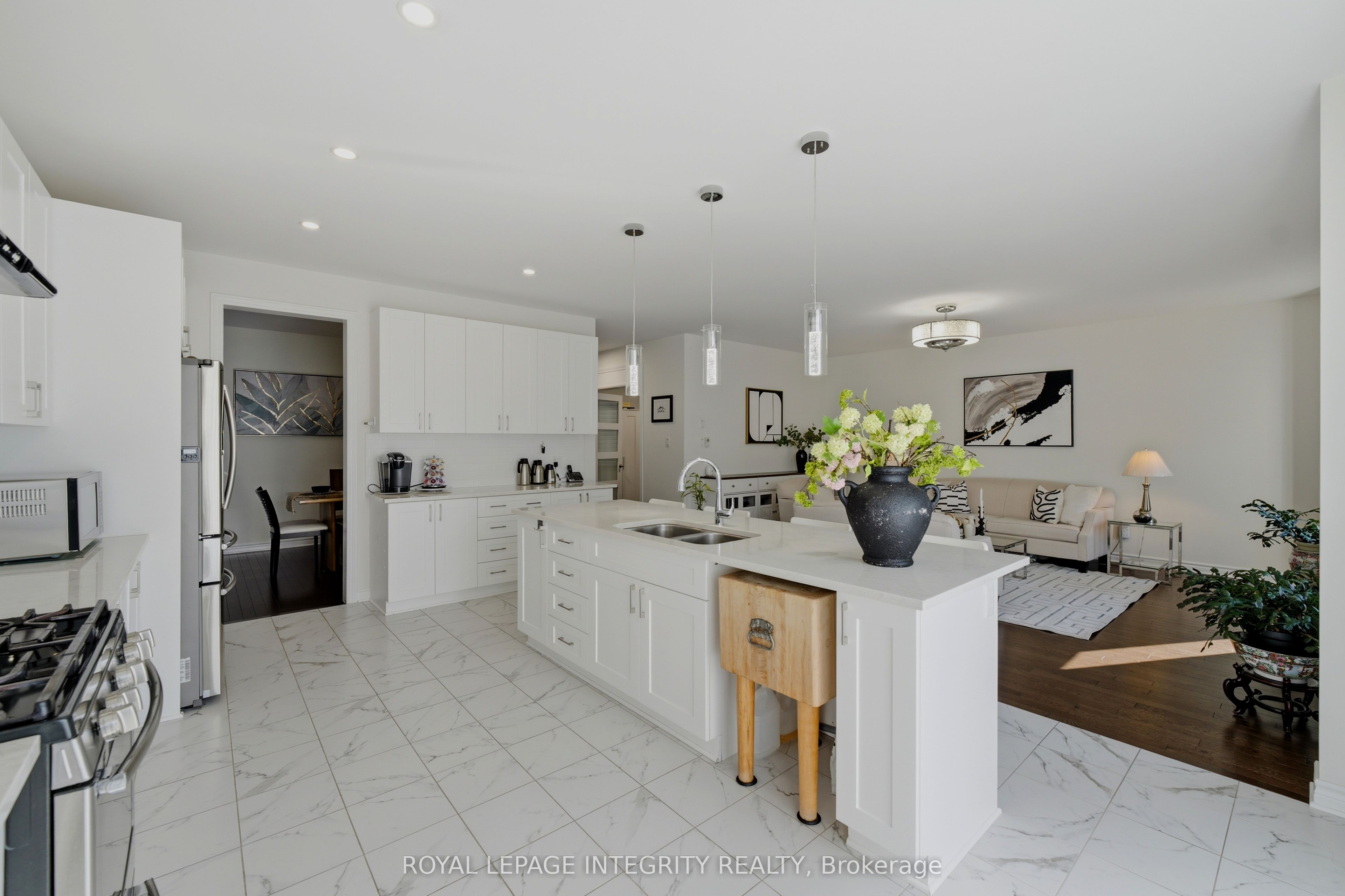 43 Cento Way Property Photo 14