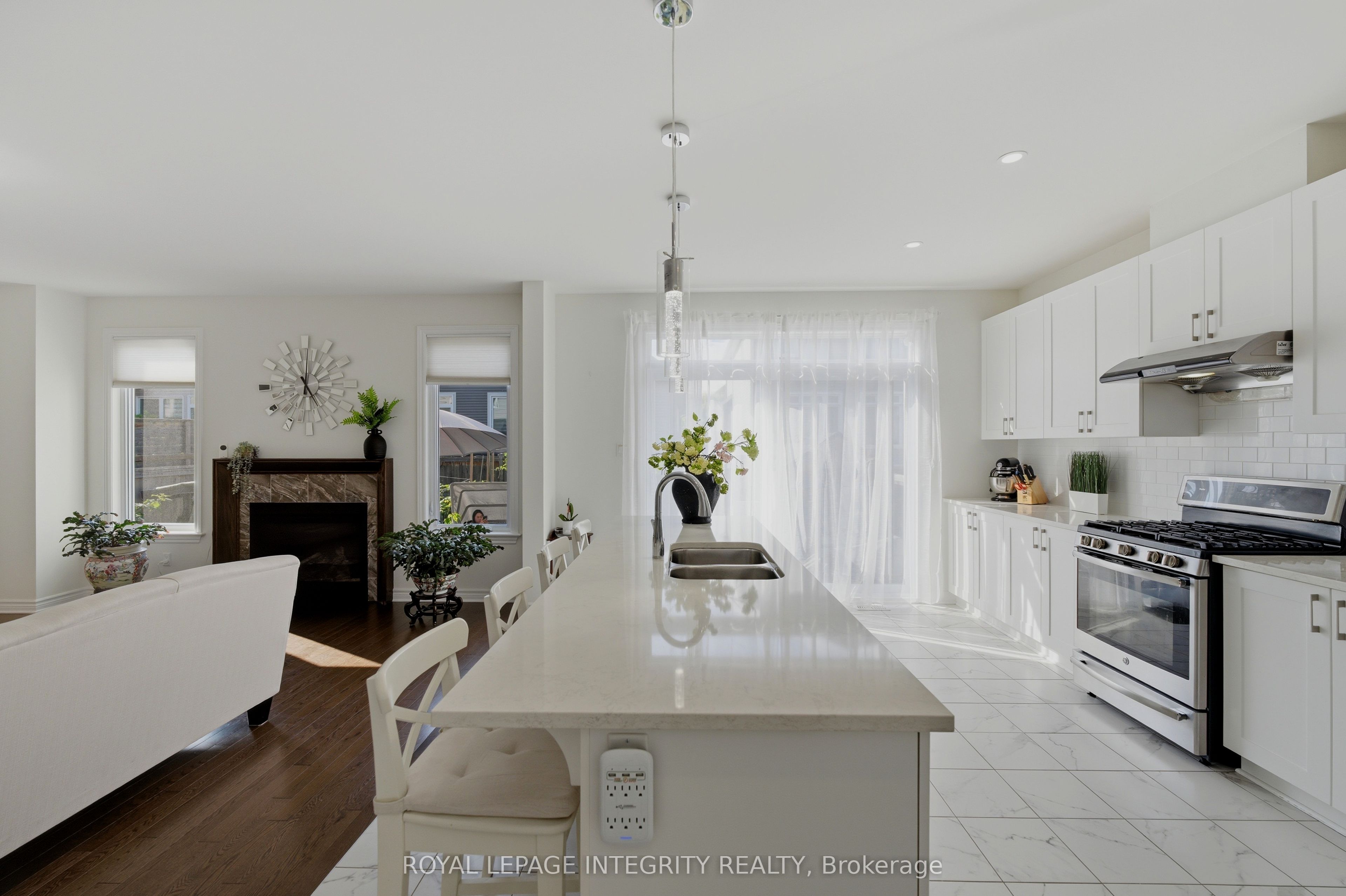 43 Cento Way Property Photo 15