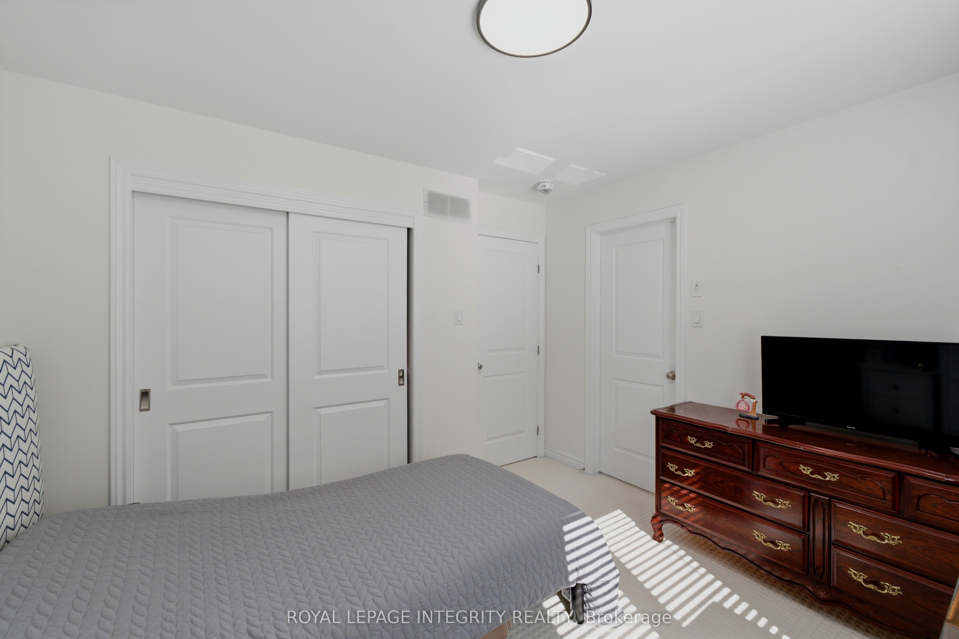 43 Cento Way Property Photo 23