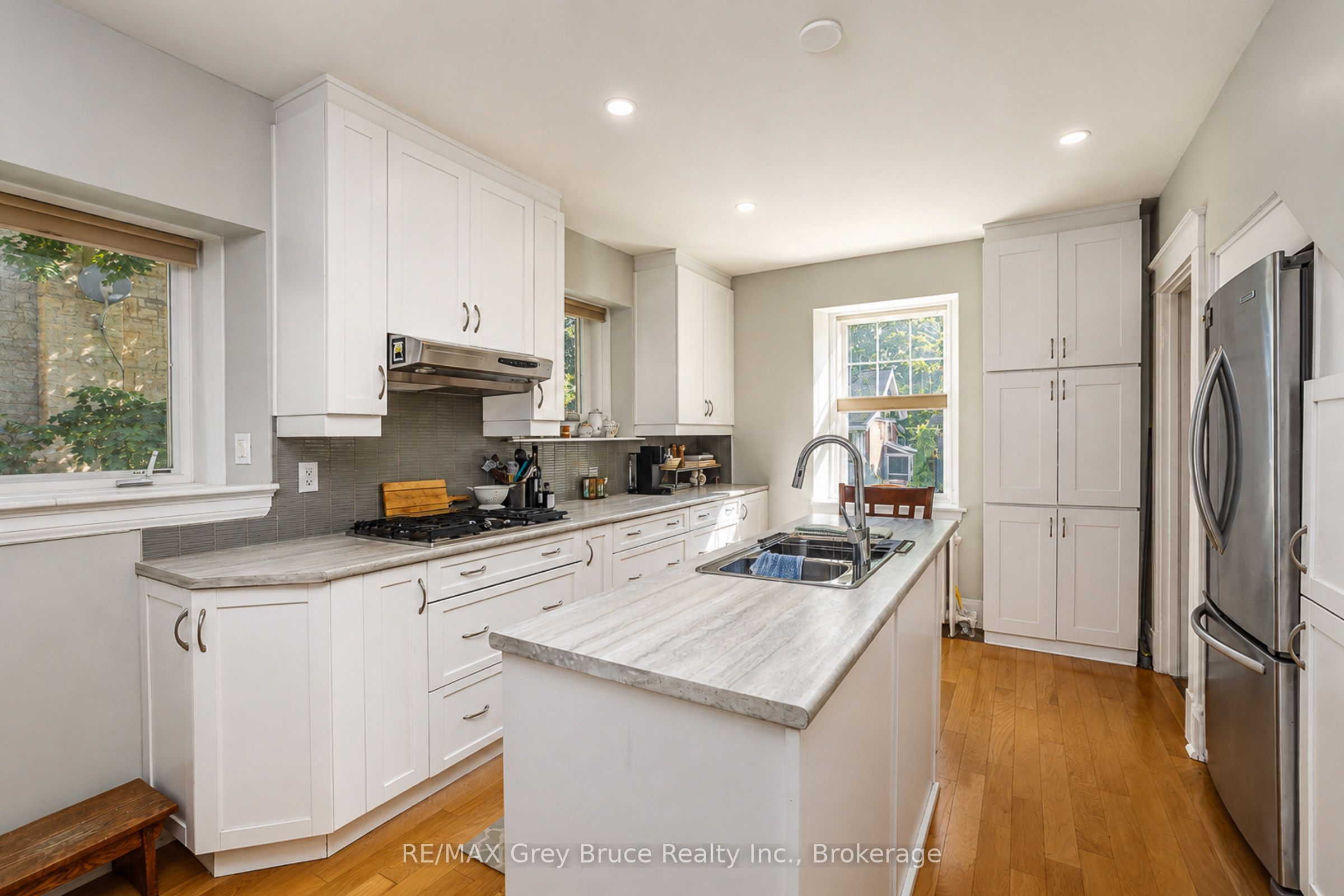772 3rd Avenue W Property Photo 10