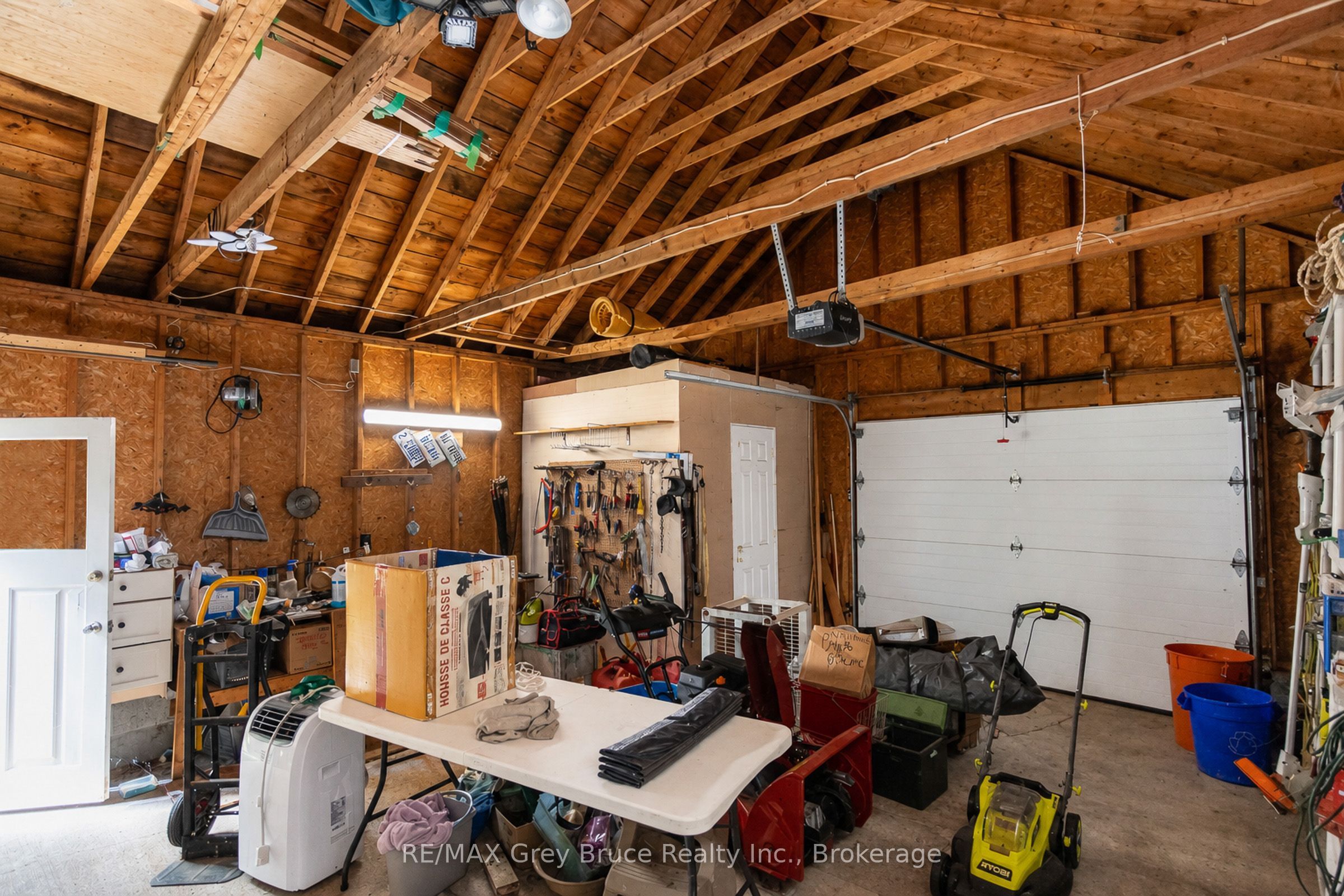 772 3rd Avenue W Property Photo 39