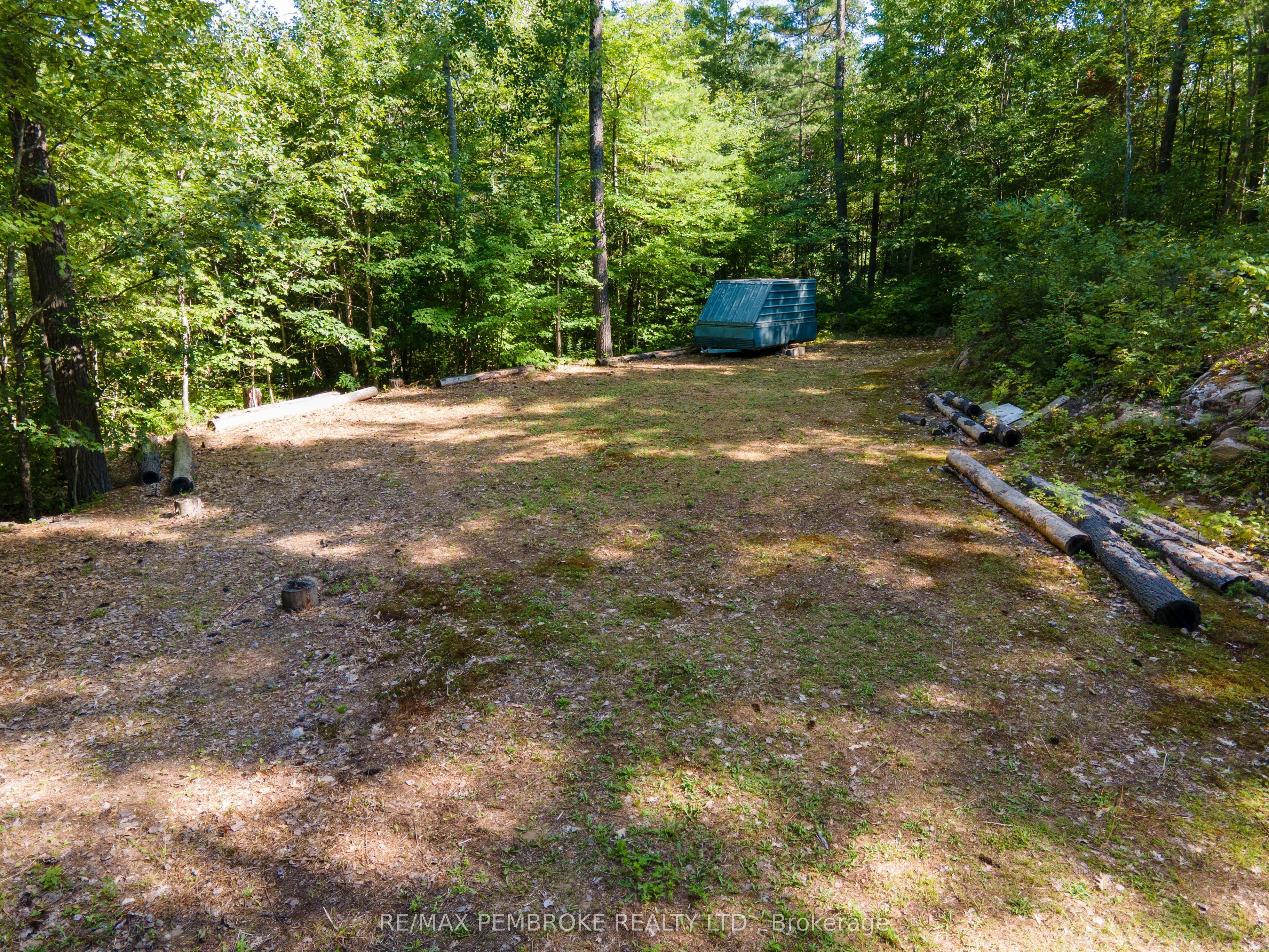 5032 Round Lake Road Property Photo 21