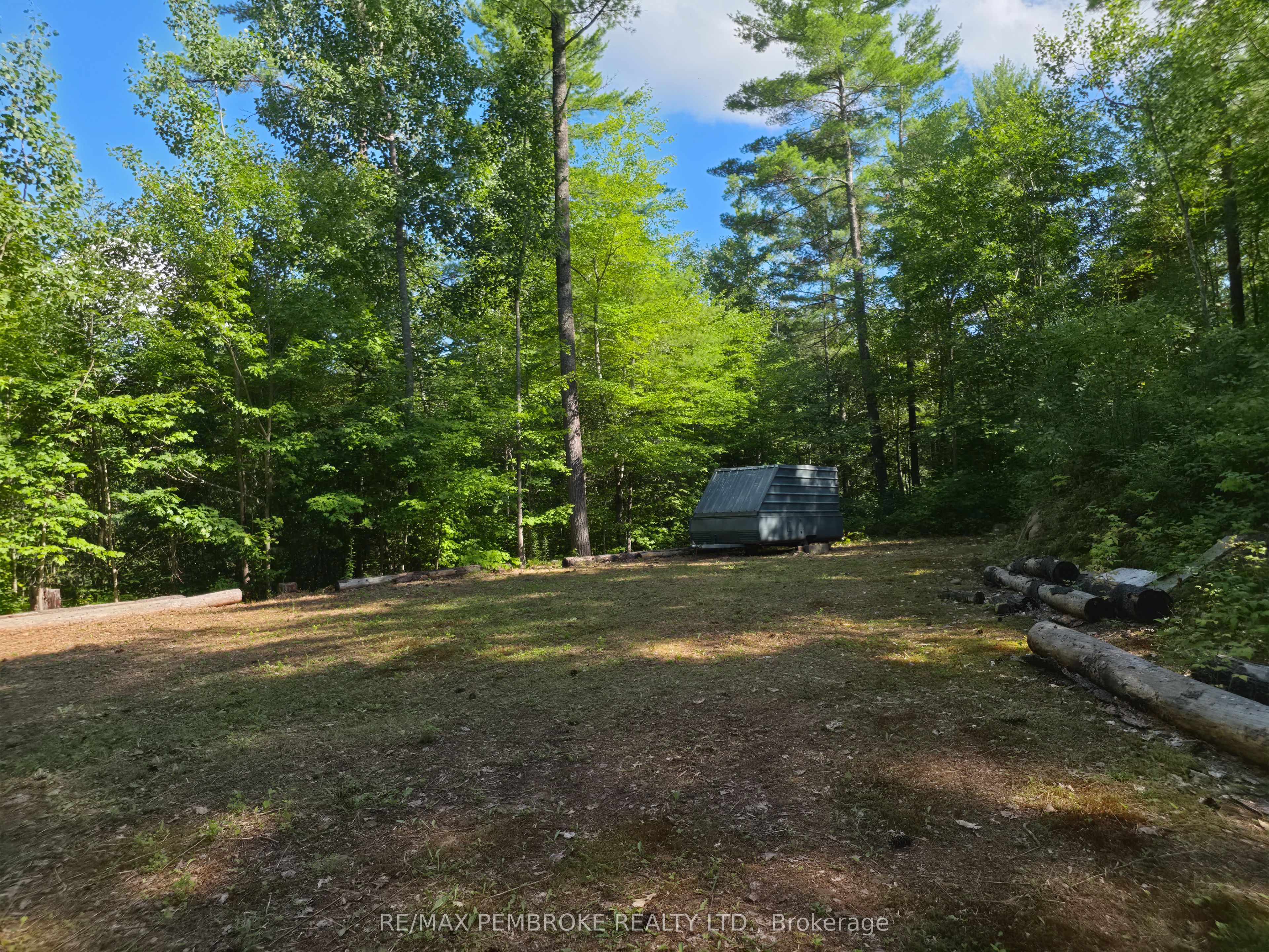5032 Round Lake Road Property Photo 30