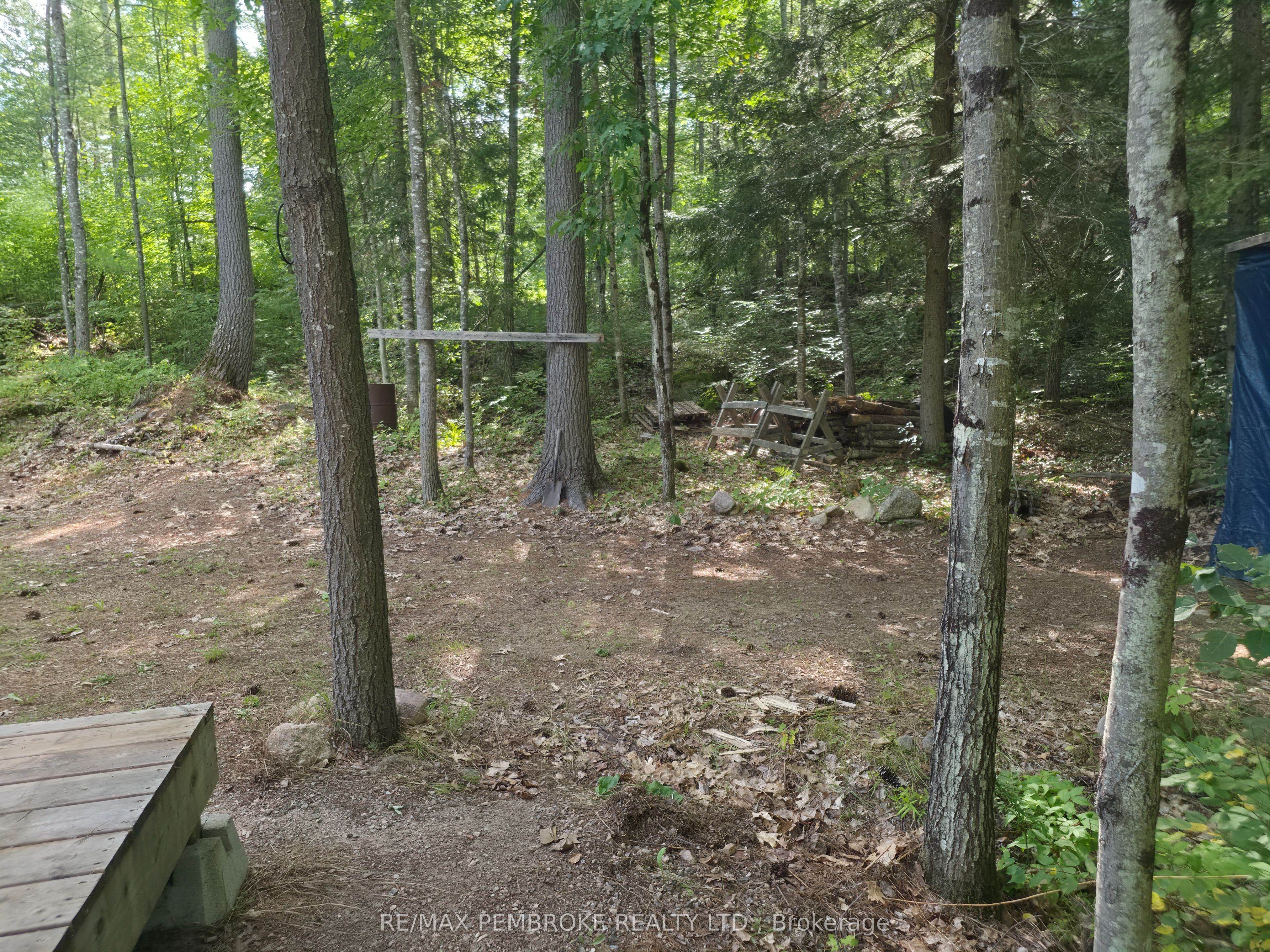 5032 Round Lake Road Property Photo 34