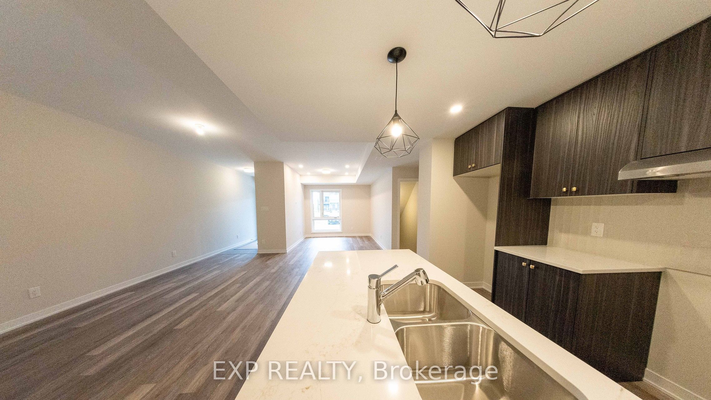 206 Lillian Freiman Private Property Photo 12