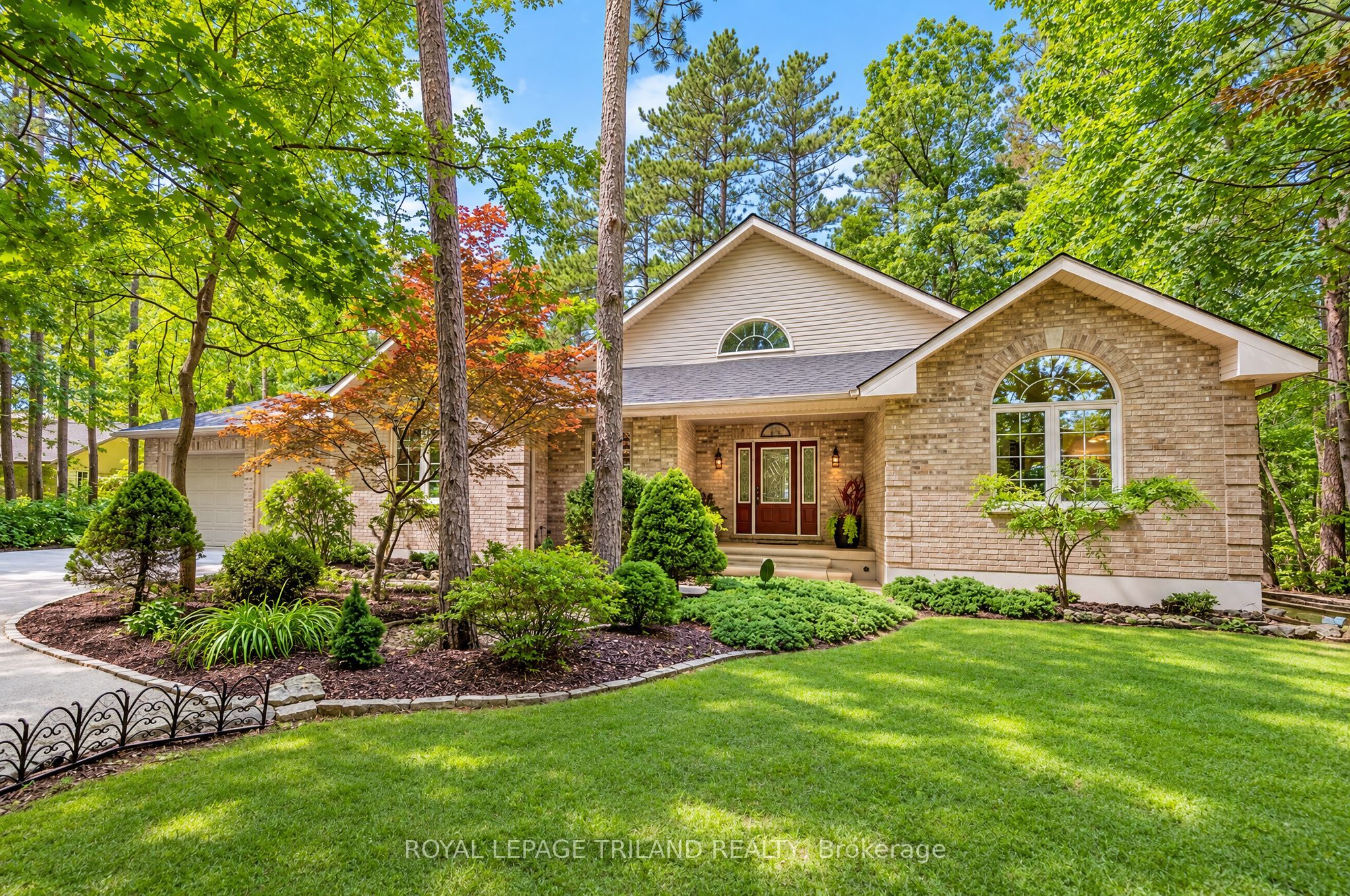 9958 Riverview Road Property Photo 1