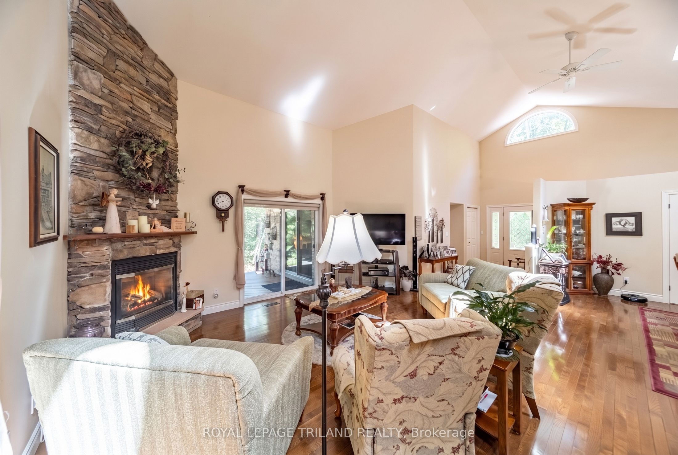 9958 Riverview Road Property Photo 15