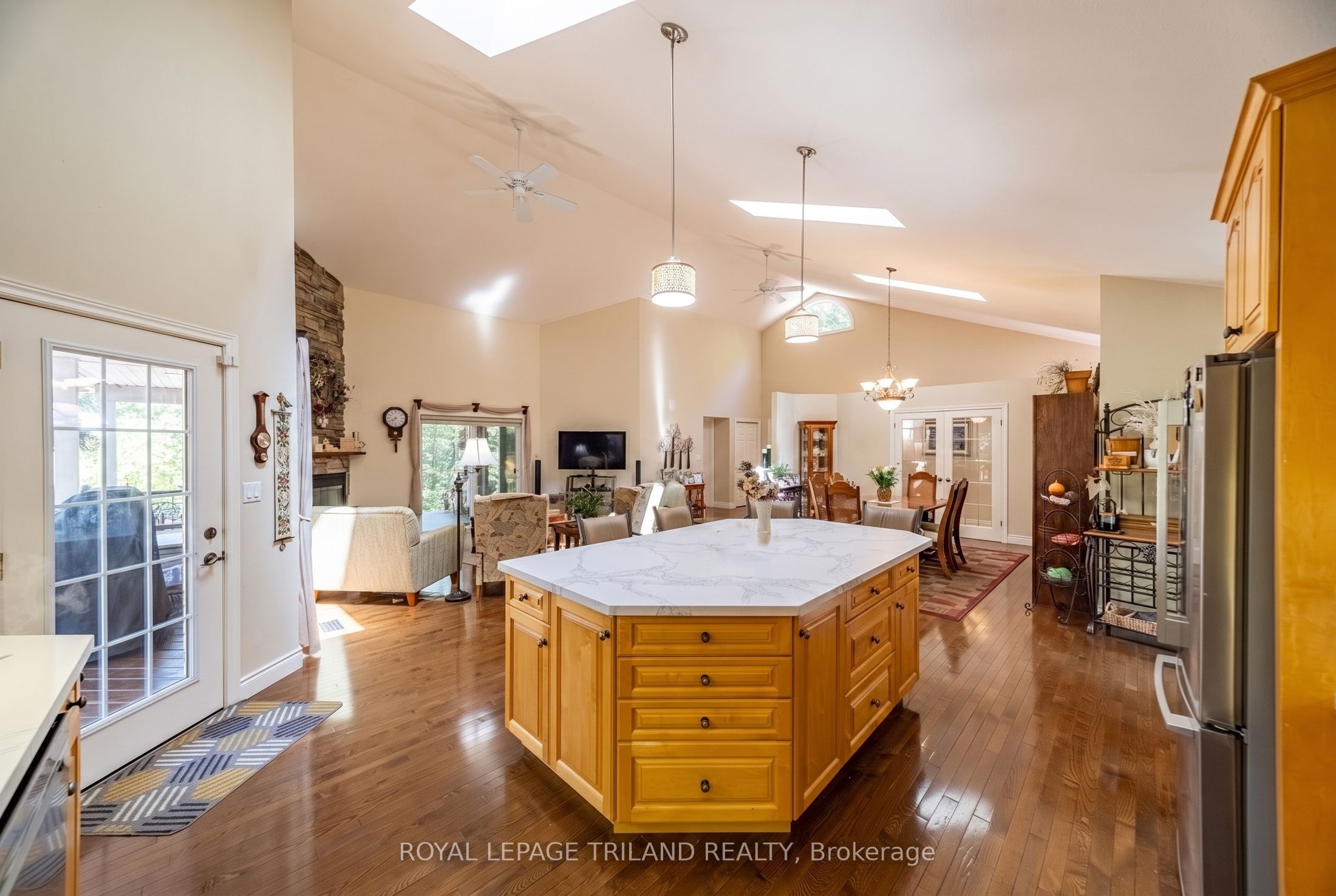 9958 Riverview Road Property Photo 19