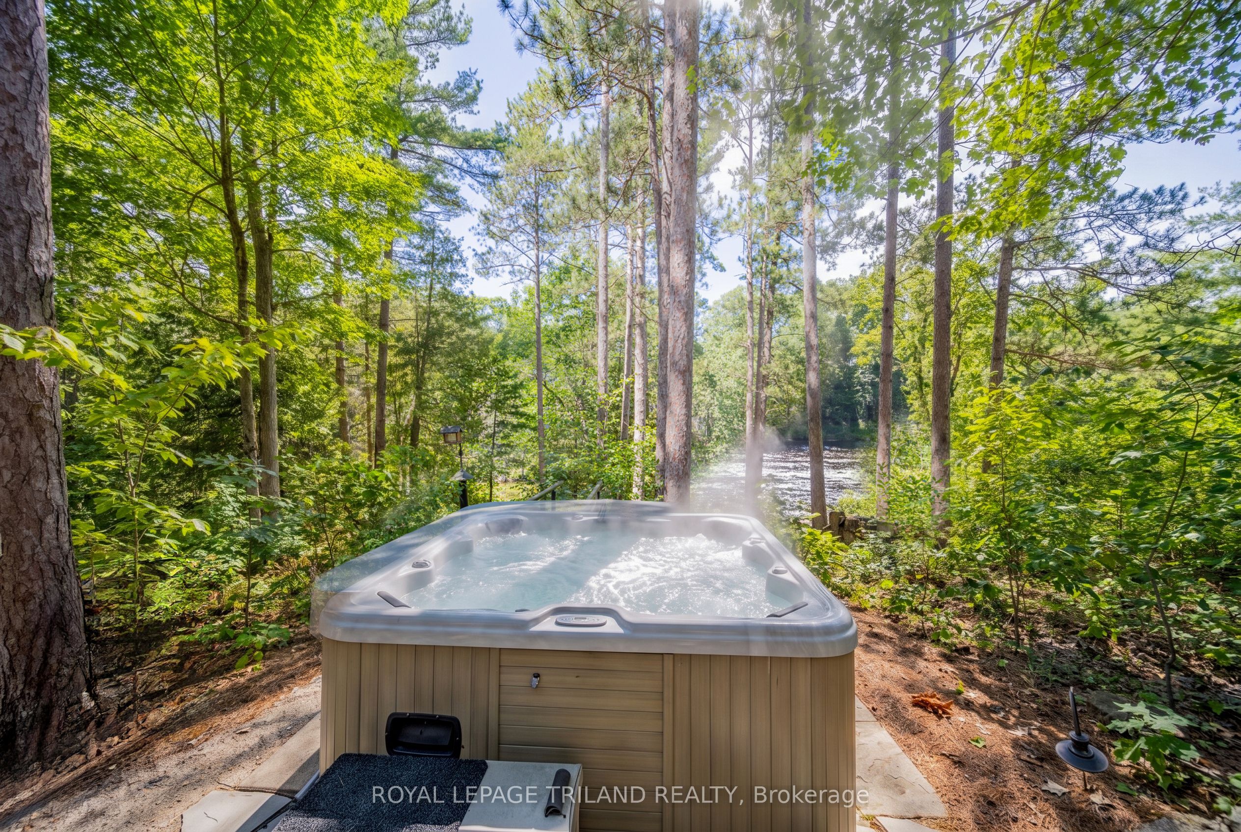 9958 Riverview Road Property Photo 43
