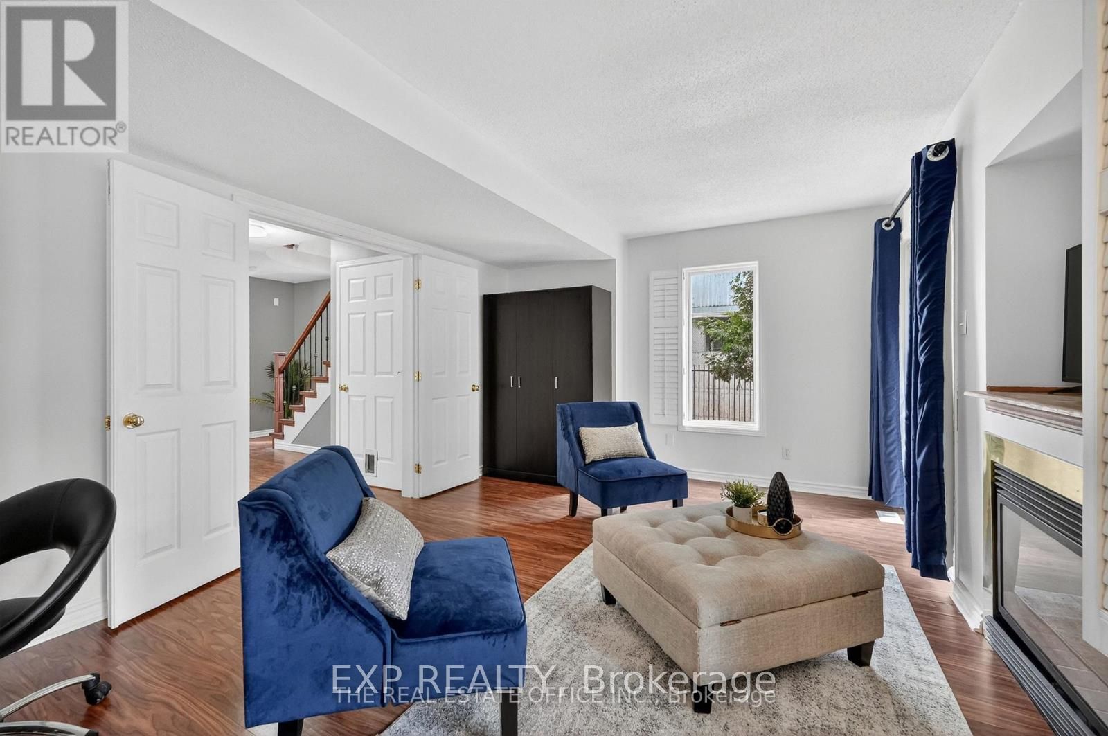 106 Corsica Private W Property Photo 3
