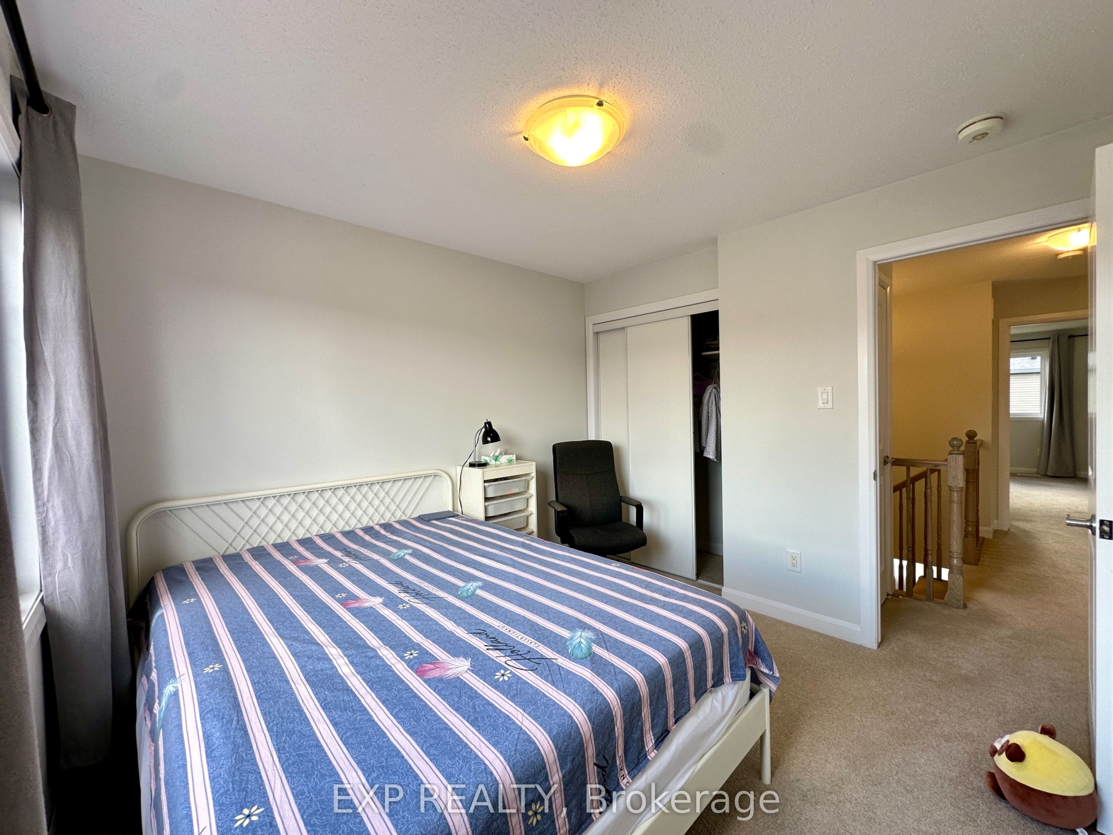 725 Cashmere Terrace Property Photo 17