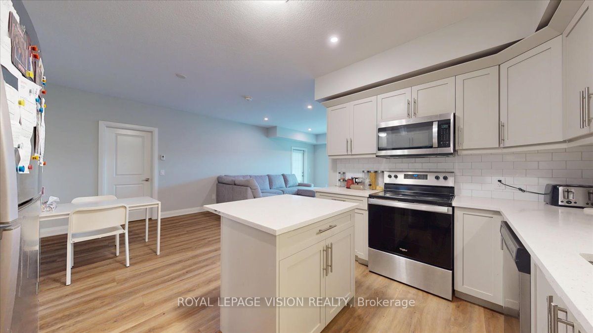 120 Summersides Boulevard 207 Property Photo 12