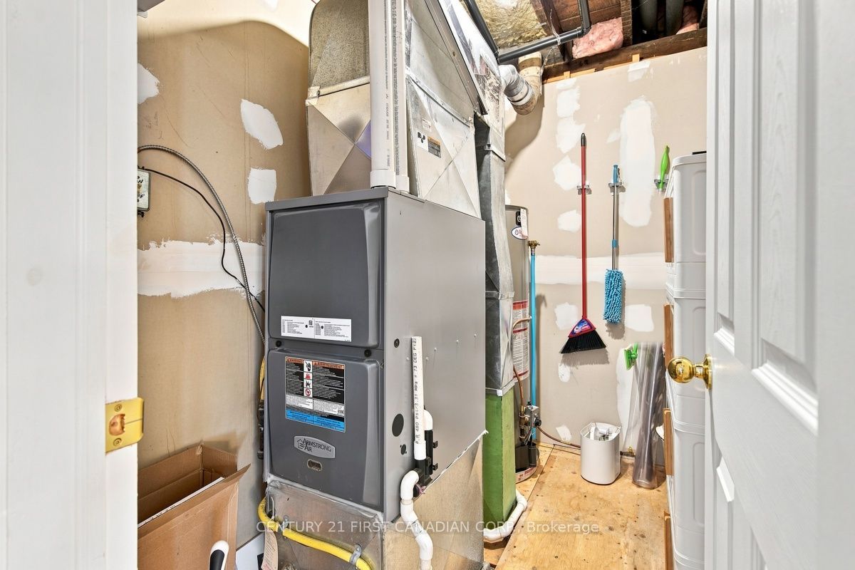 212 Main Street Property Photo 25
