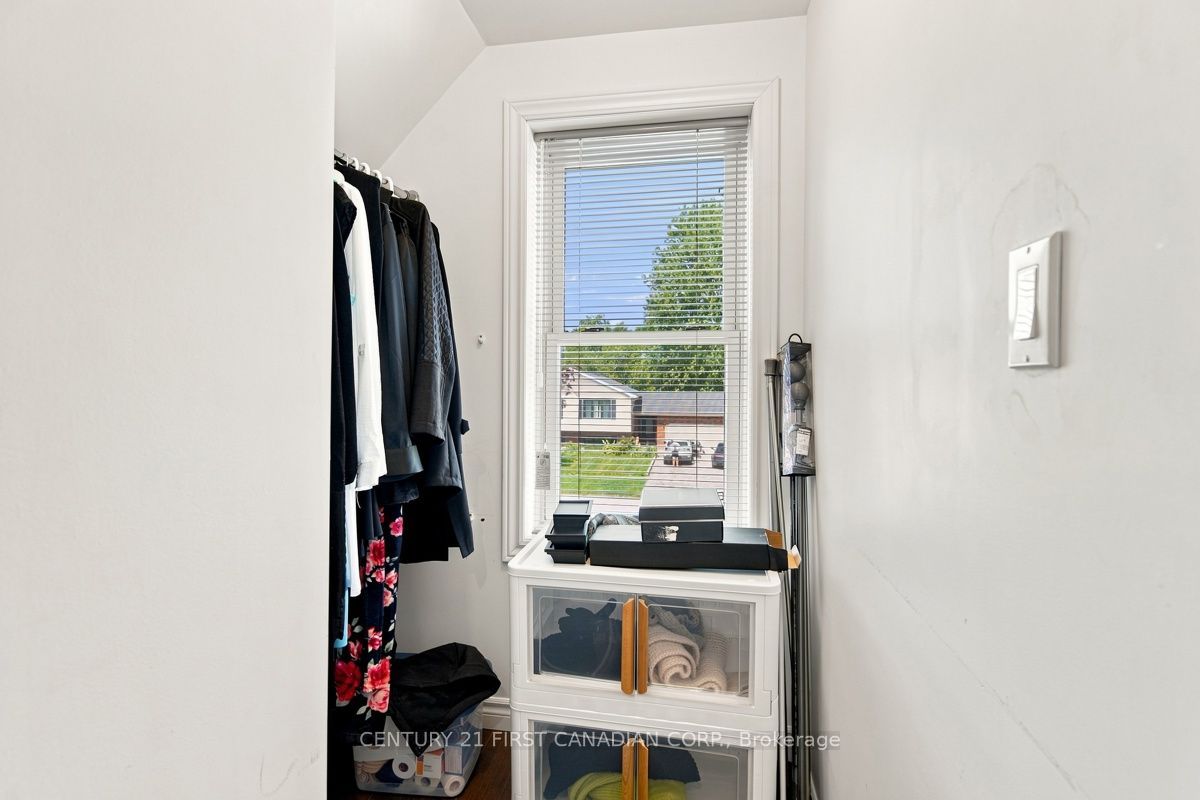 212 Main Street Property Photo 34