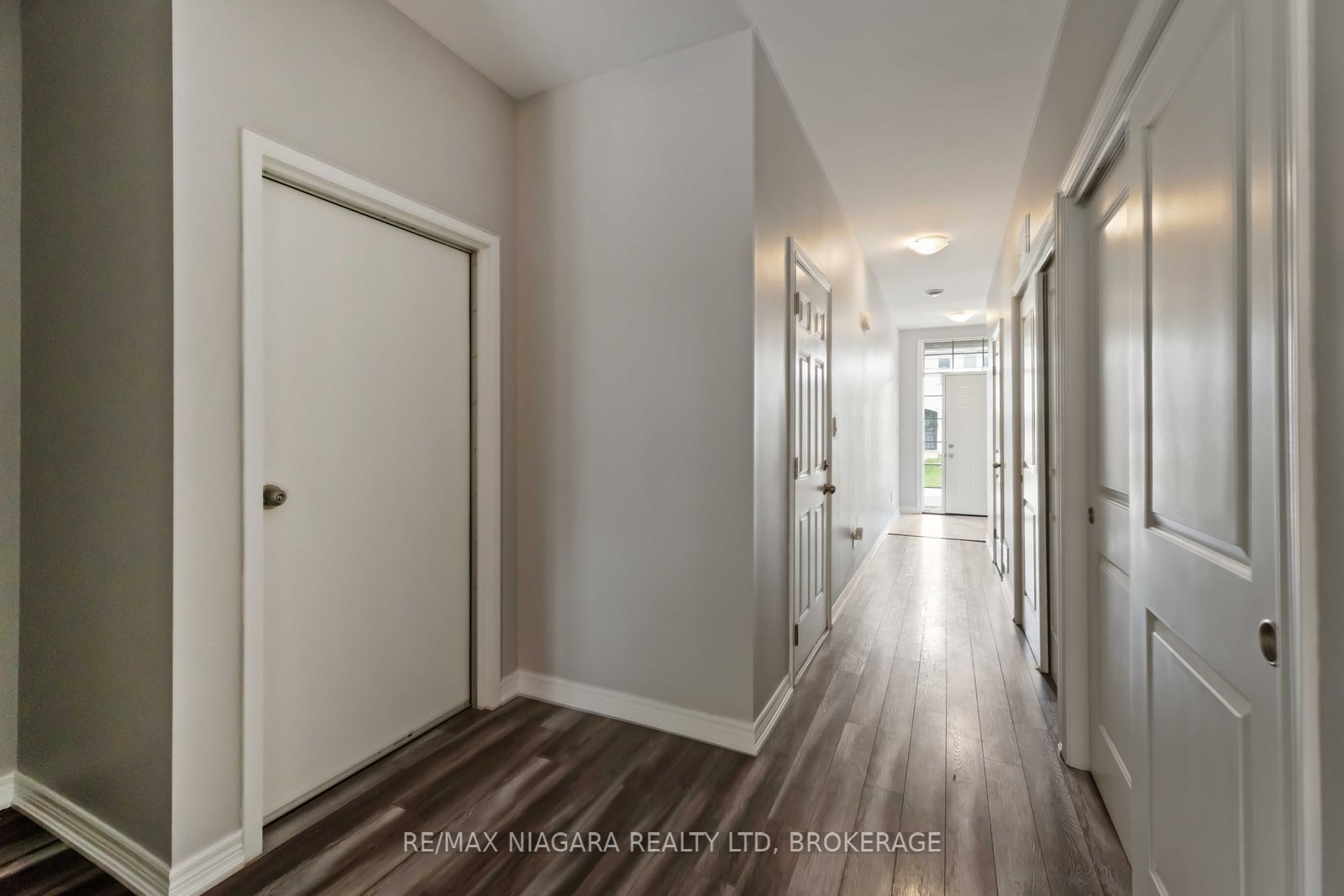 81 Grove Street Property Photo 6