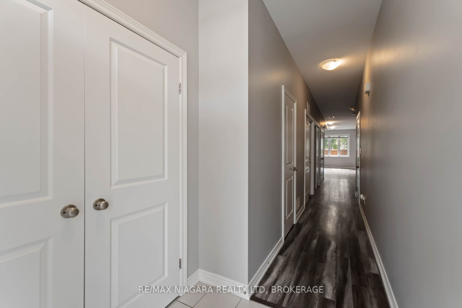81 Grove Street Property Photo 4