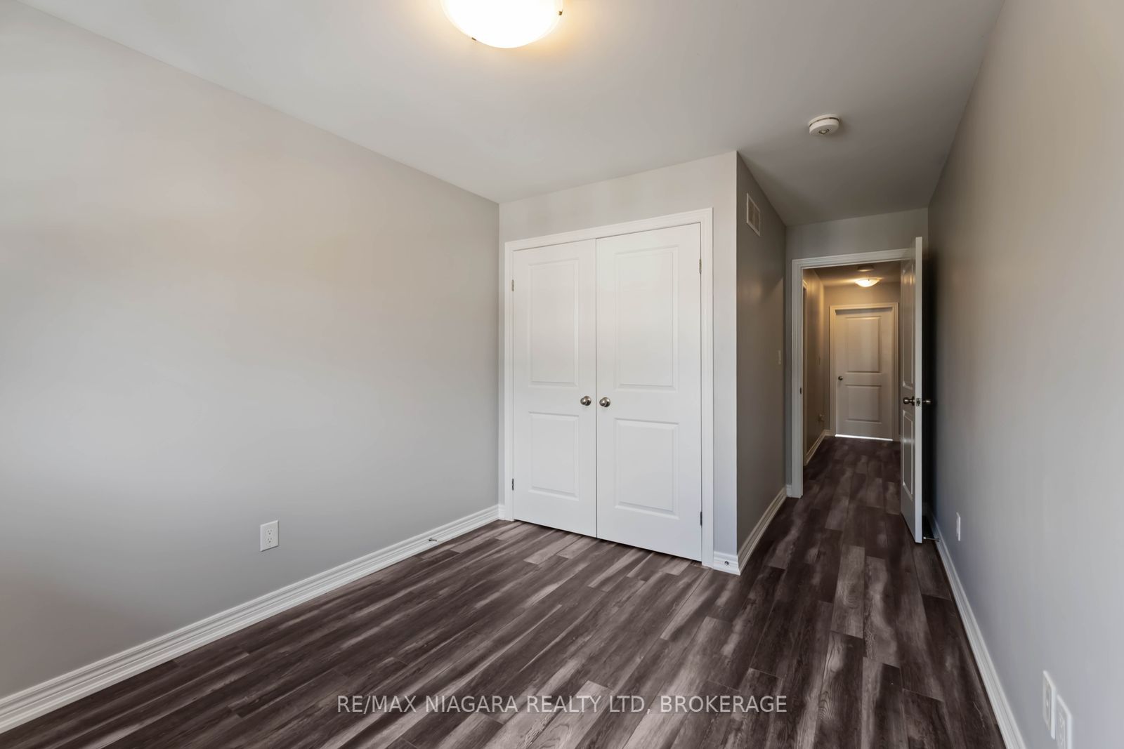 81 Grove Street Property Photo 23