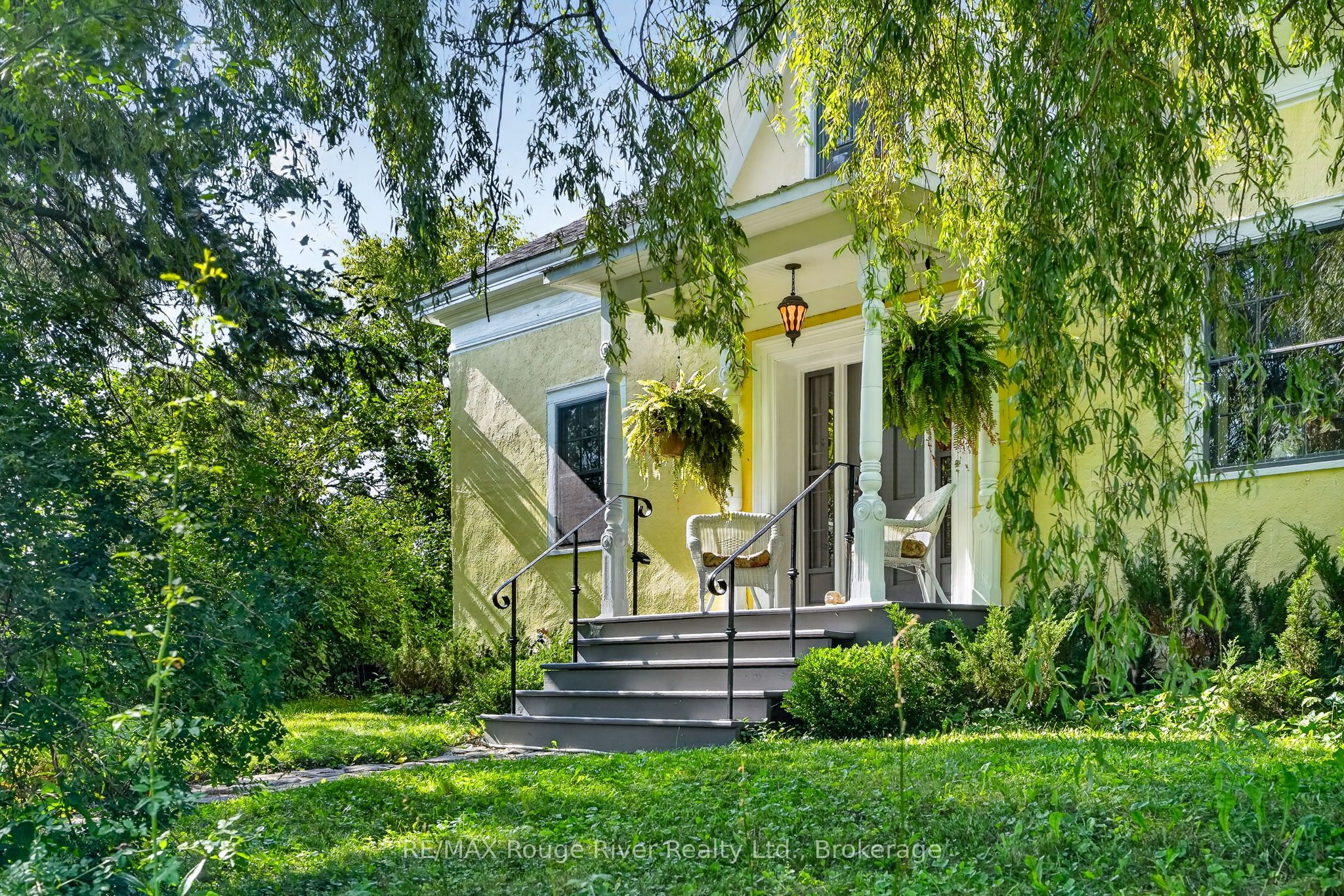 566 Penryn Road Property Photo 4