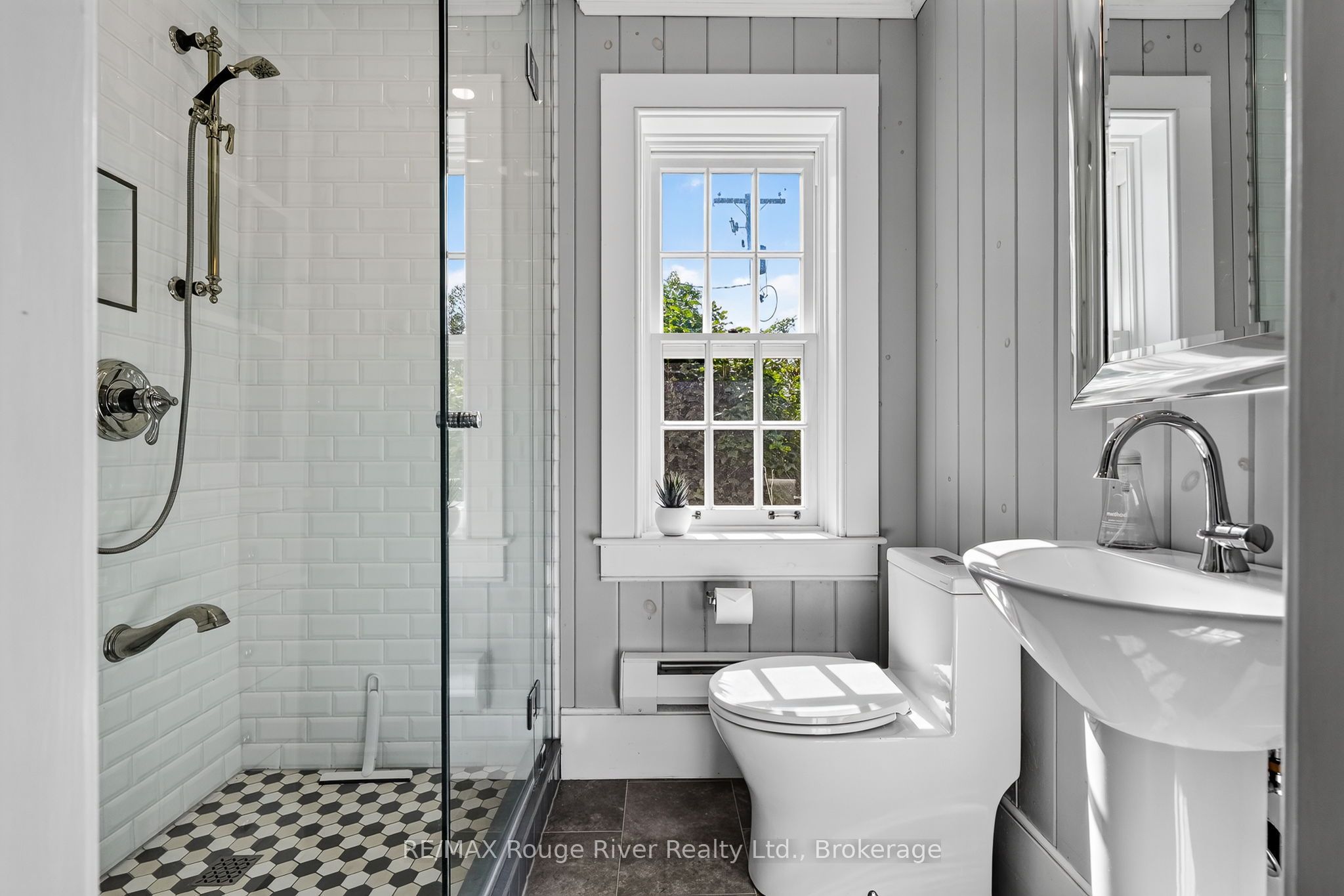 566 Penryn Road Property Photo 27