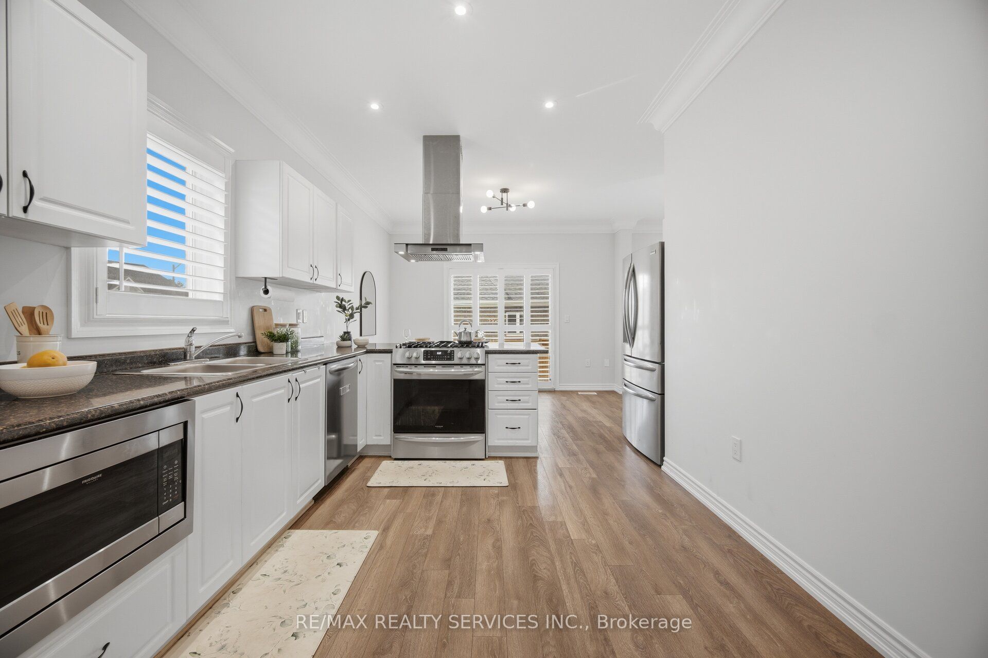 20 Todd Crescent Property Photo 7