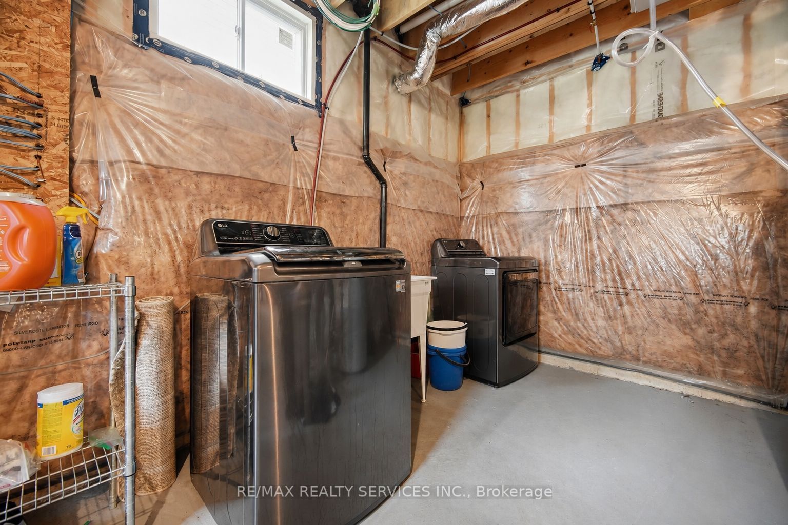 20 Todd Crescent Property Photo 20