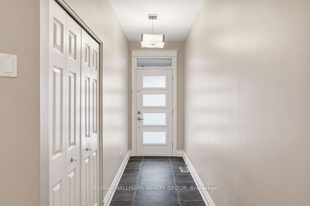 47 Rideau Terrace Property Photo 3