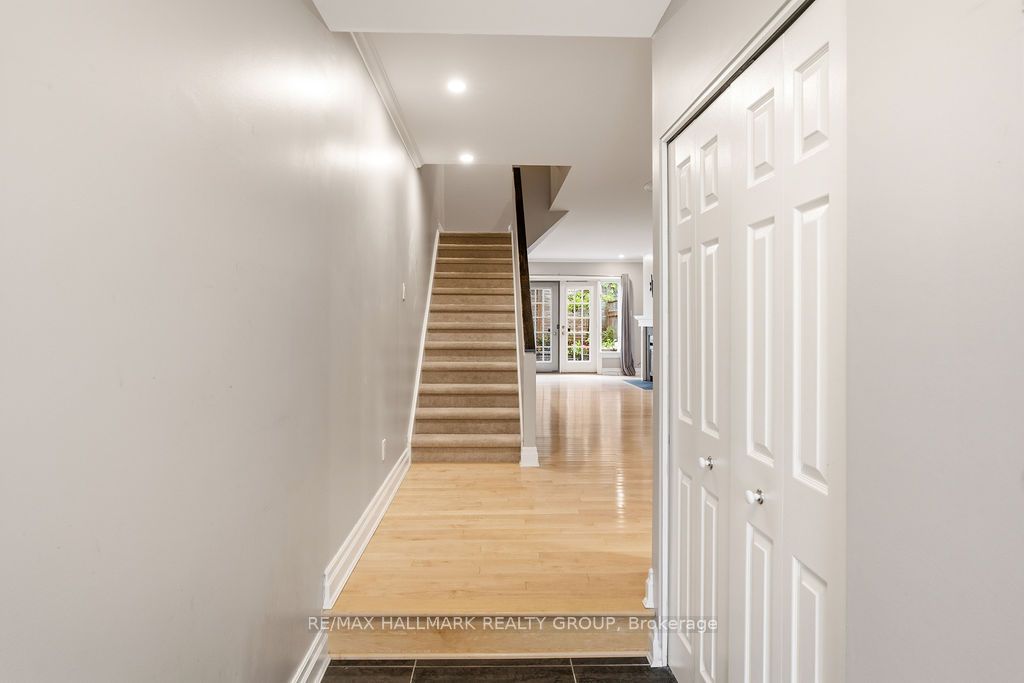 47 Rideau Terrace Property Photo 4