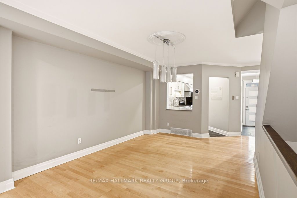 47 Rideau Terrace Property Photo 13