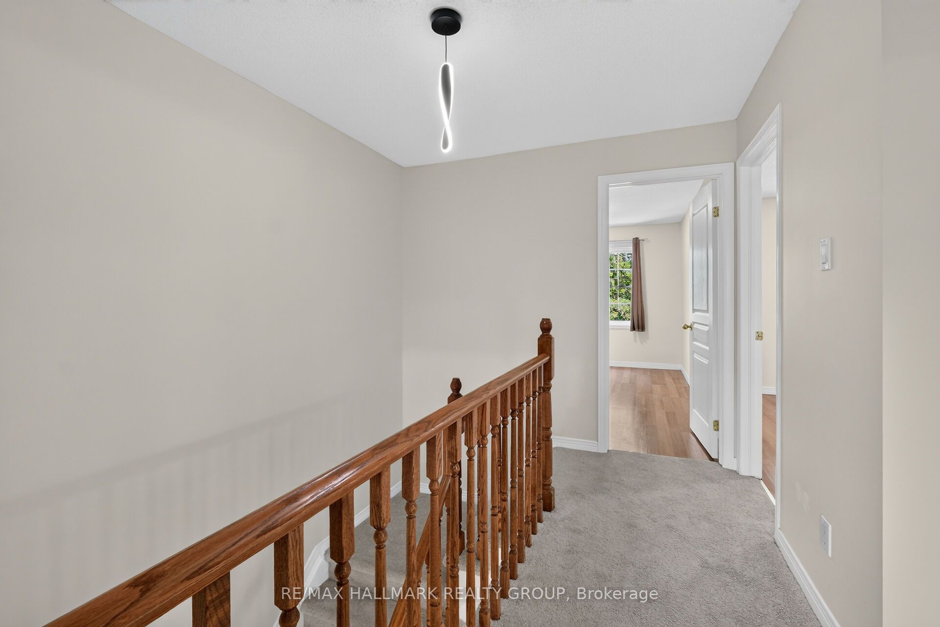 24 Gray Crescent Property Photo 17