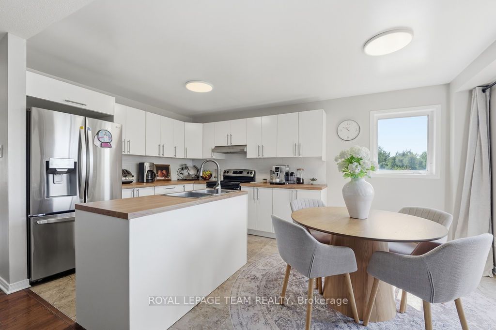 195 Harbour View Street Property Photo 17
