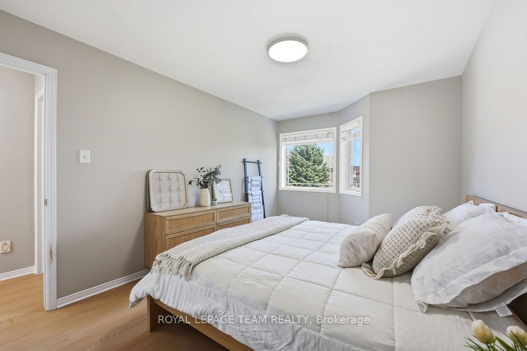 195 Harbour View Street Property Photo 37