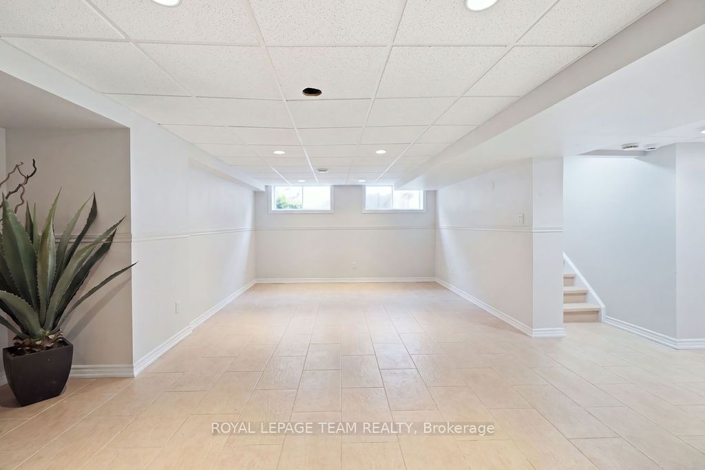 195 Harbour View Street Property Photo 39