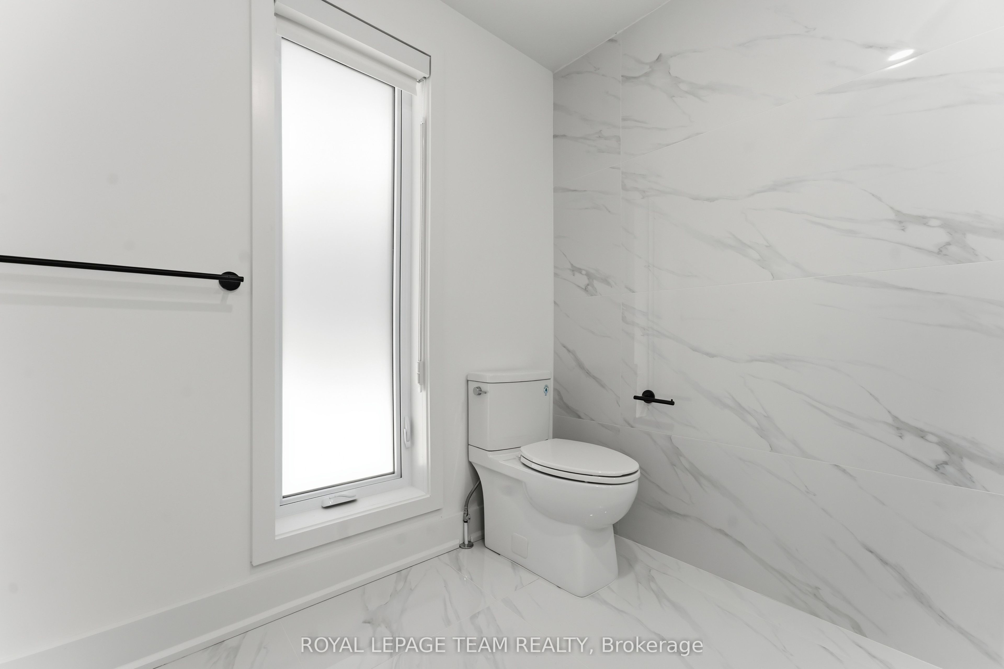 549 Melbourne Avenue 4 Property Photo 15