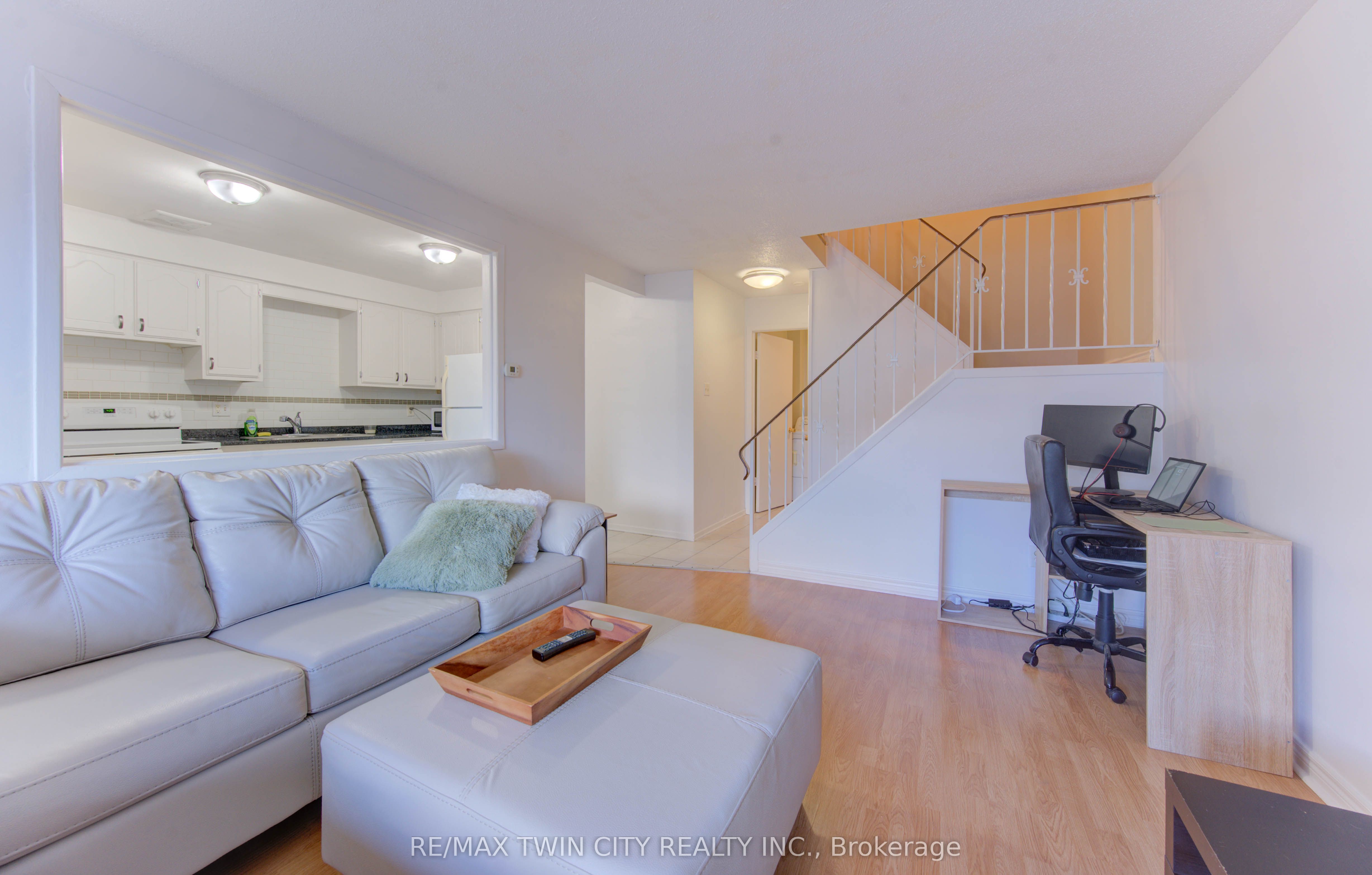 14 Williamsburg Road 47 Property Photo 9