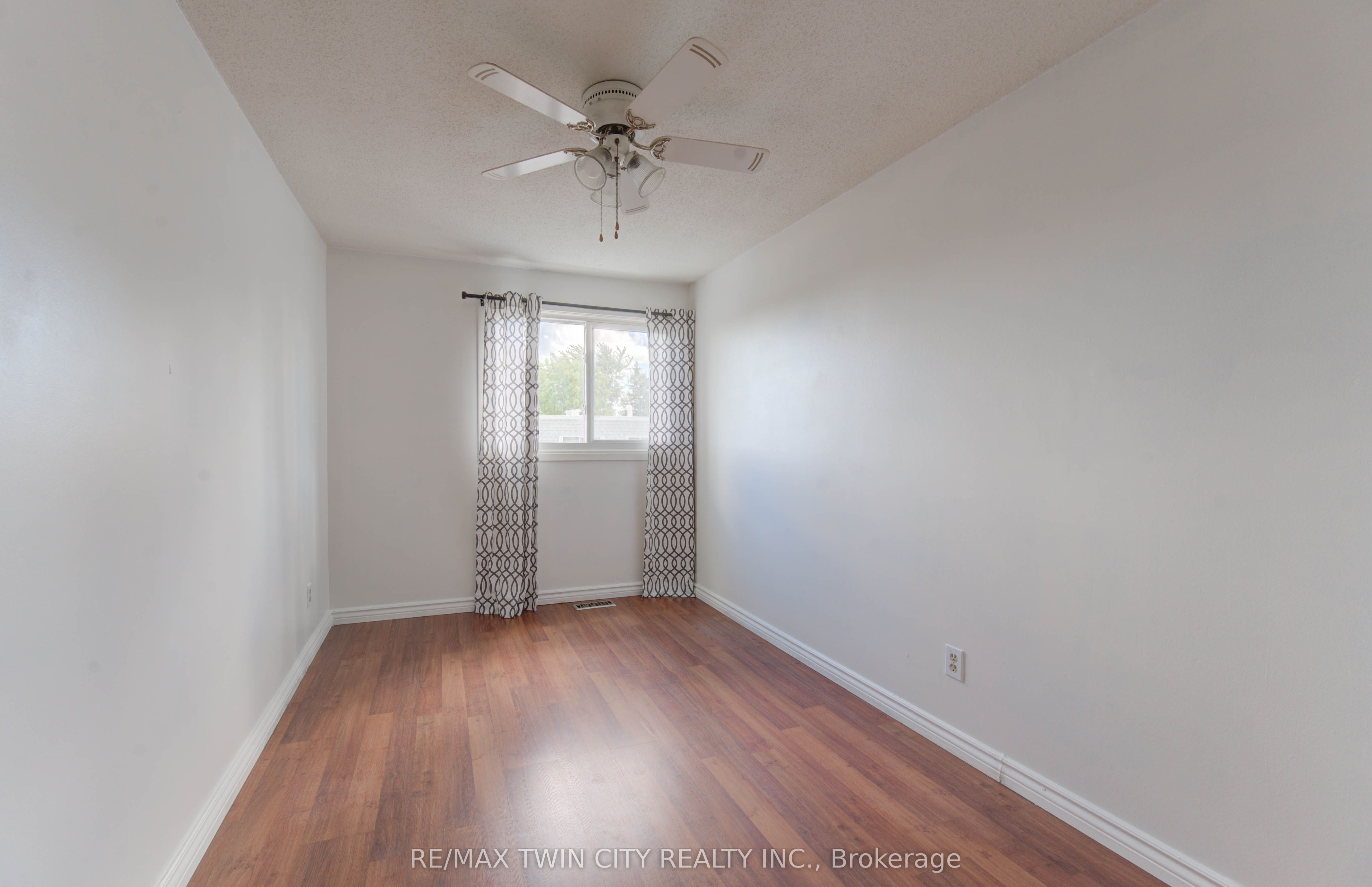 14 Williamsburg Road 47 Property Photo 26