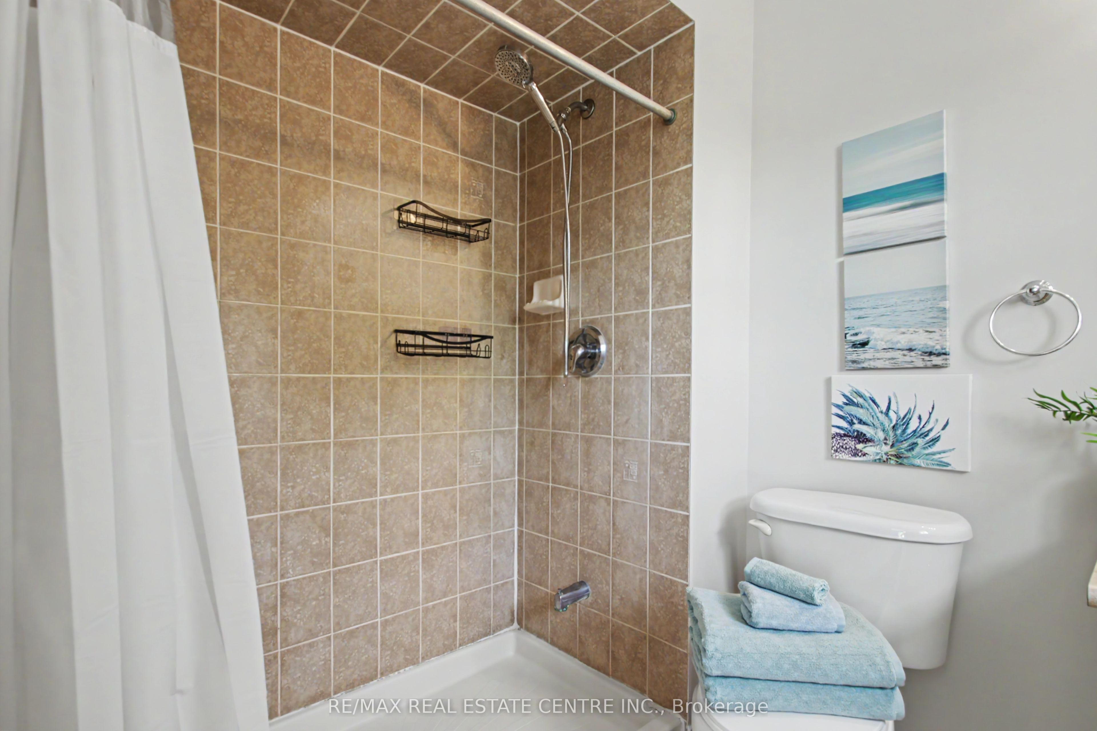 88 Bloomington Drive Property Photo 24
