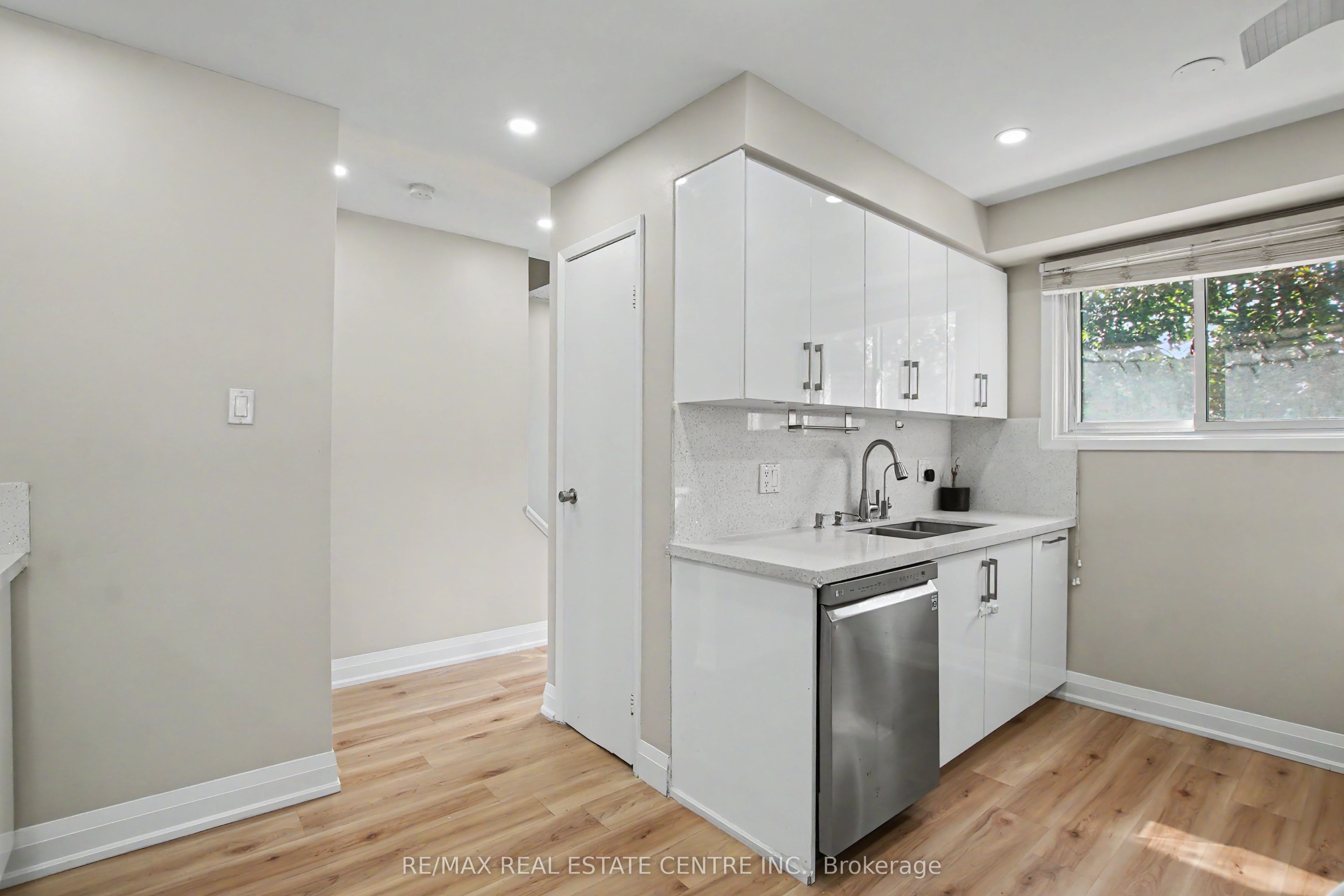 4 Seaforth Court Property Photo 9