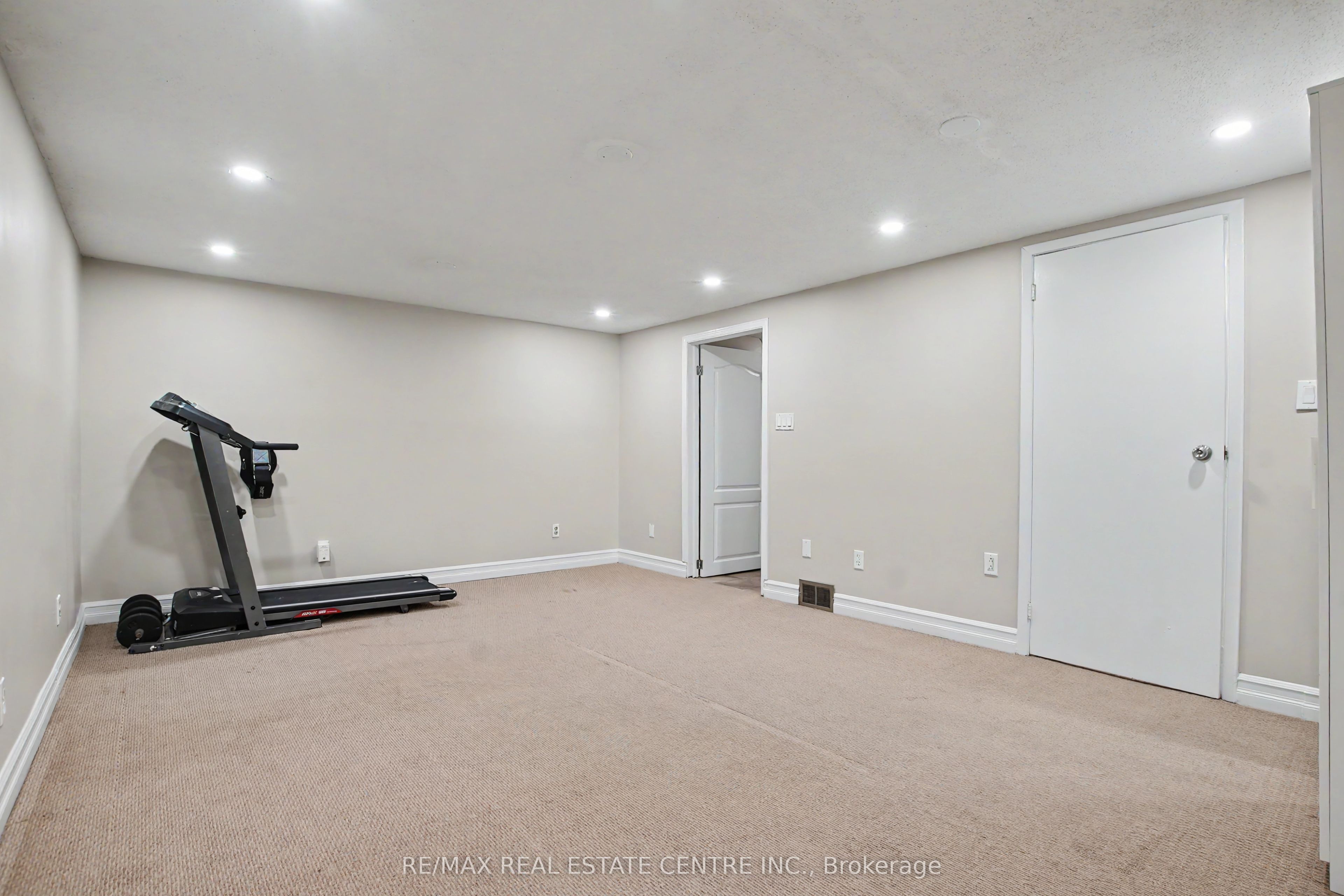 4 Seaforth Court Property Photo 25