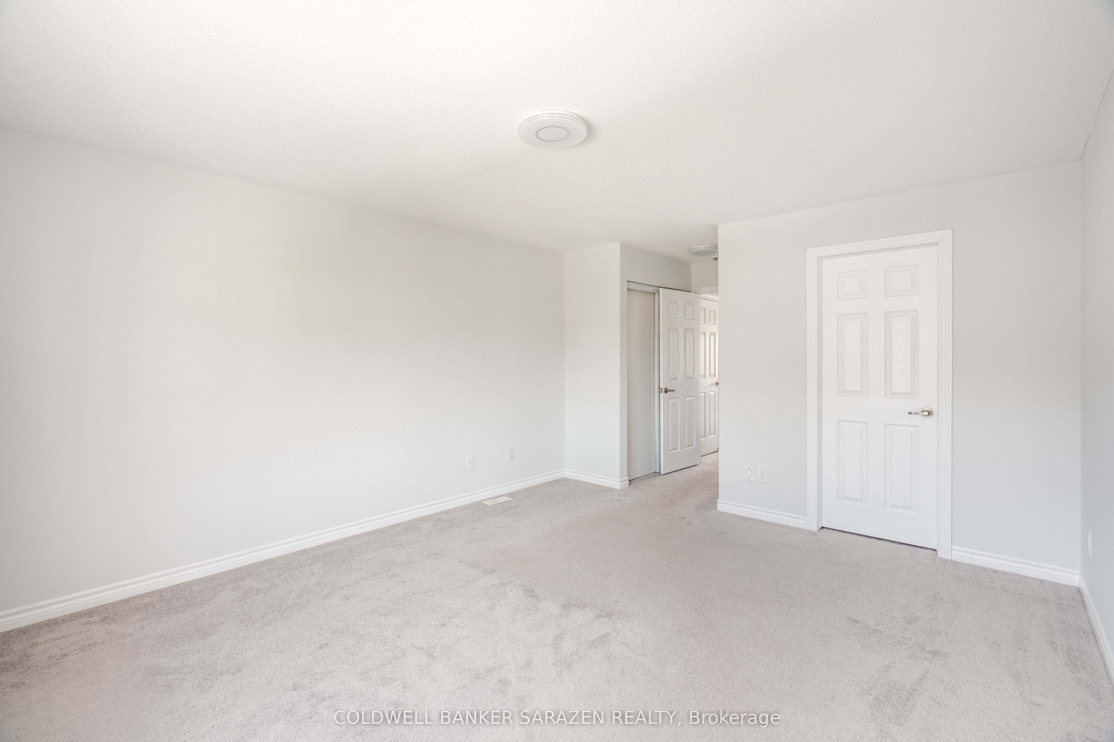 677 Broad Cove Crescent Property Photo 35