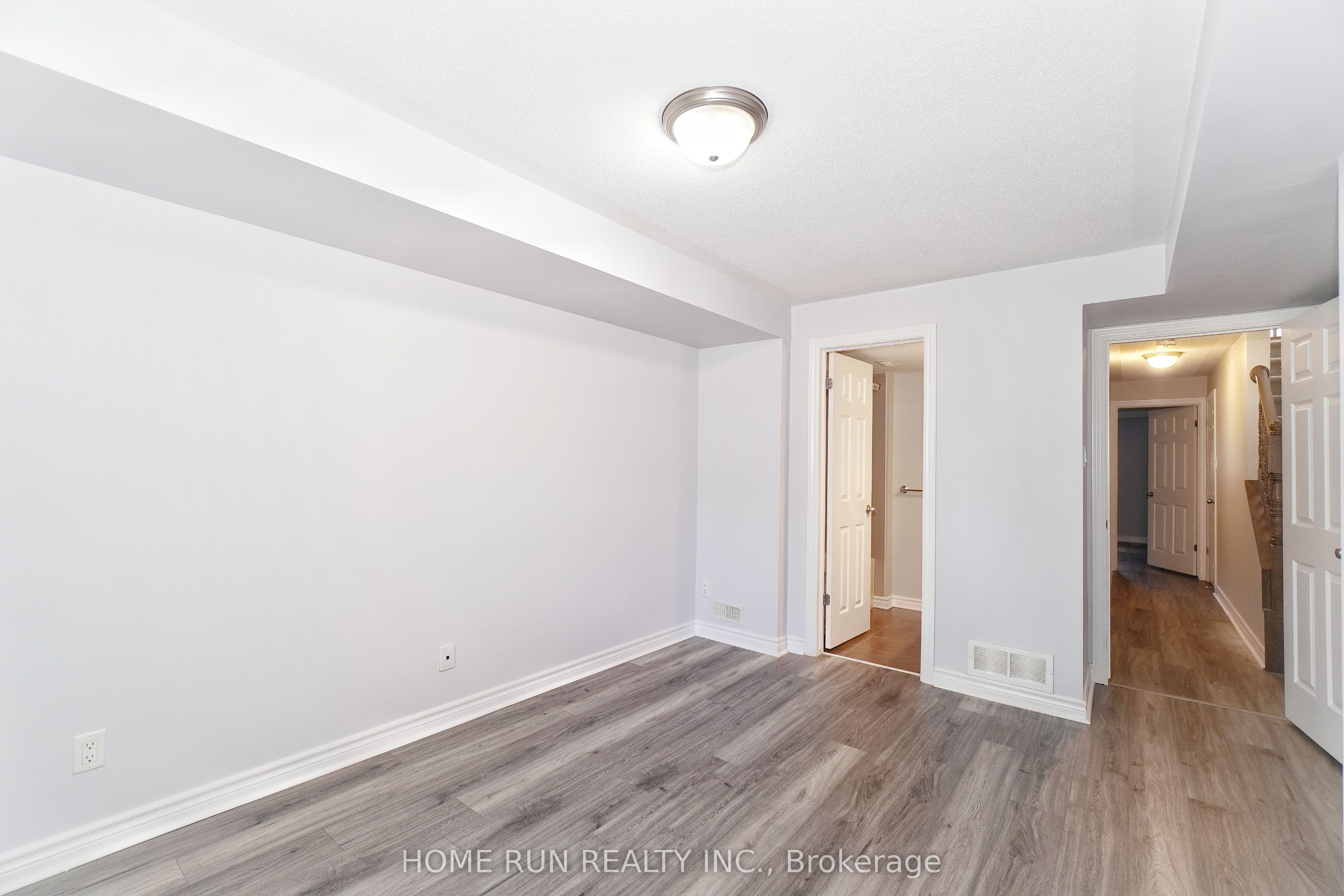 613 Chapman Mills Drive B Property Photo 19