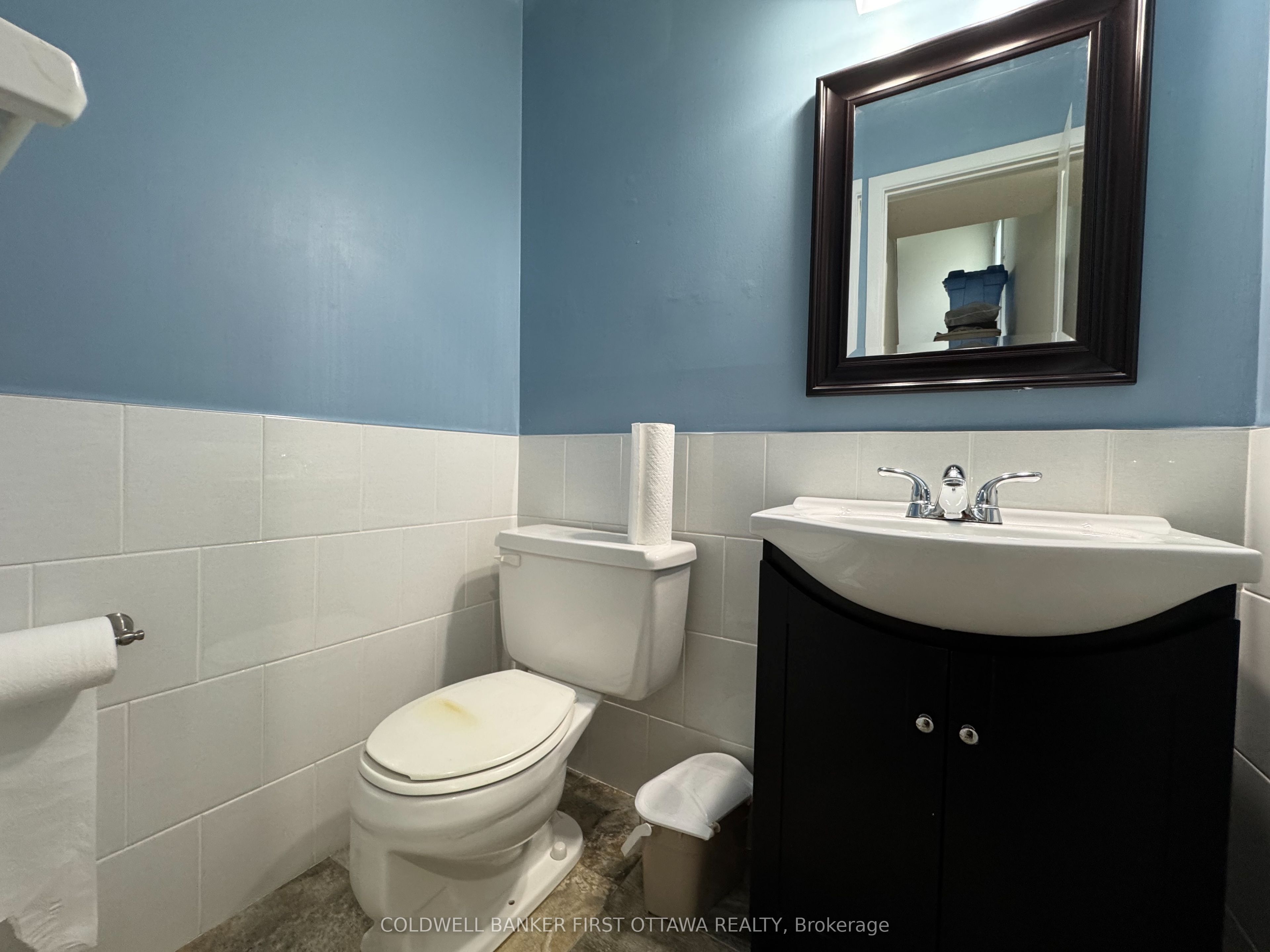 19c Sonnet Crescent Property Photo 5